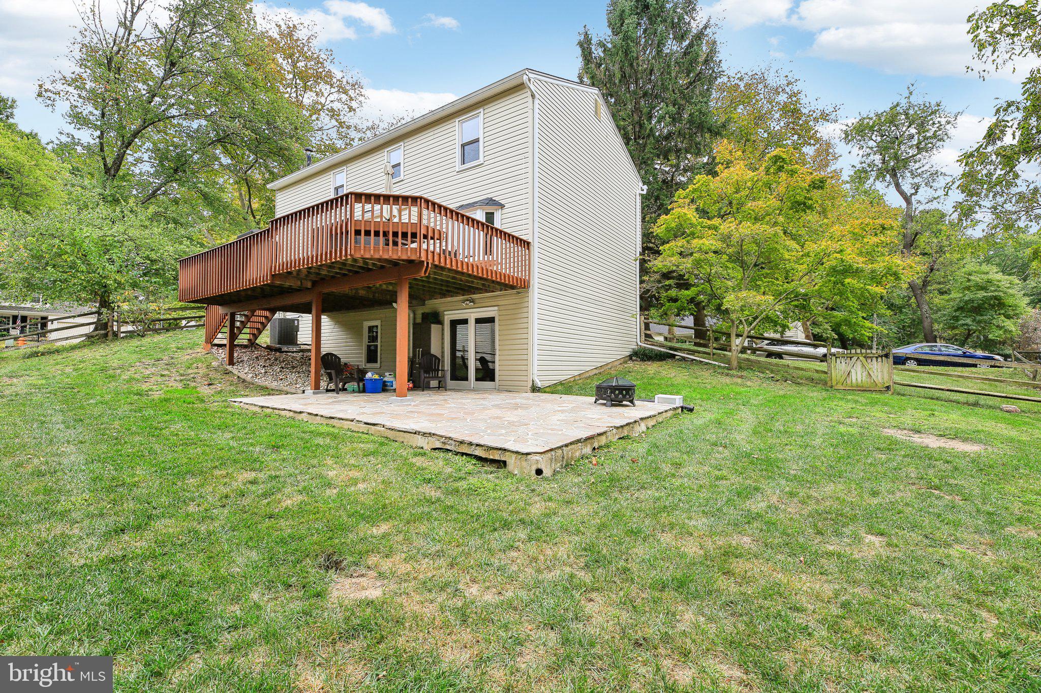 VILLAGE OF LONG REACH - Residential