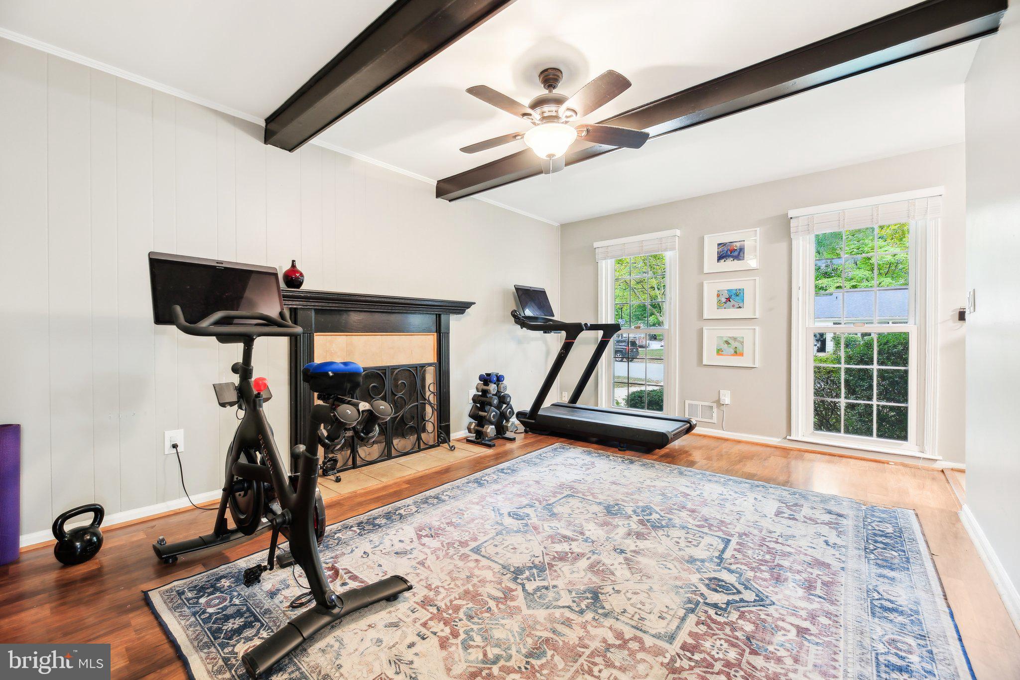 VILLAGE OF LONG REACH - Residential