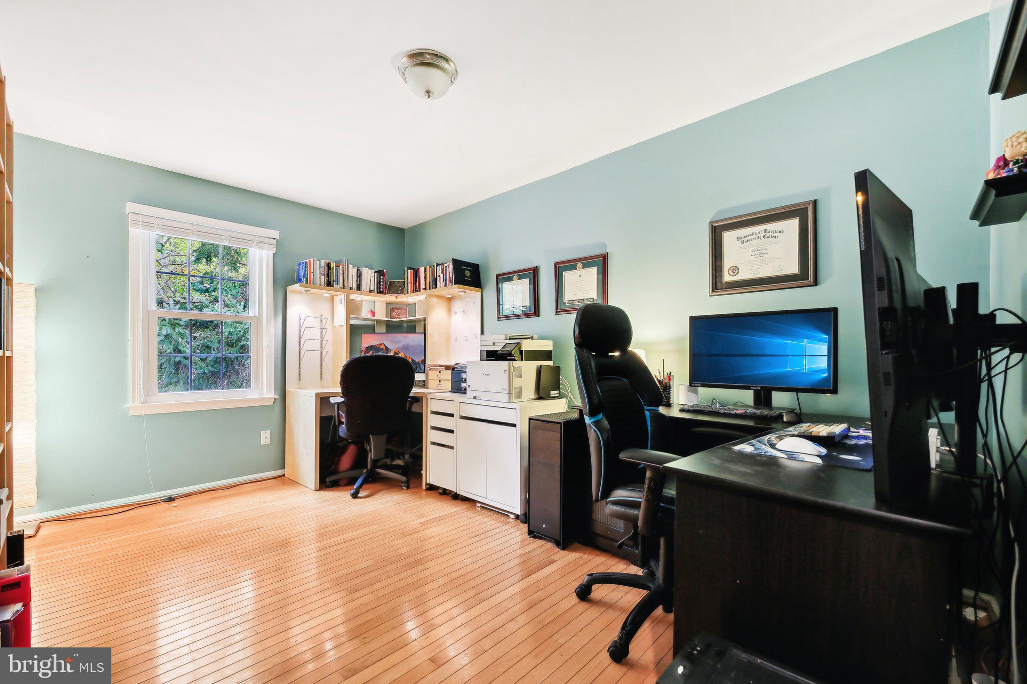 VILLAGE OF LONG REACH - Residential