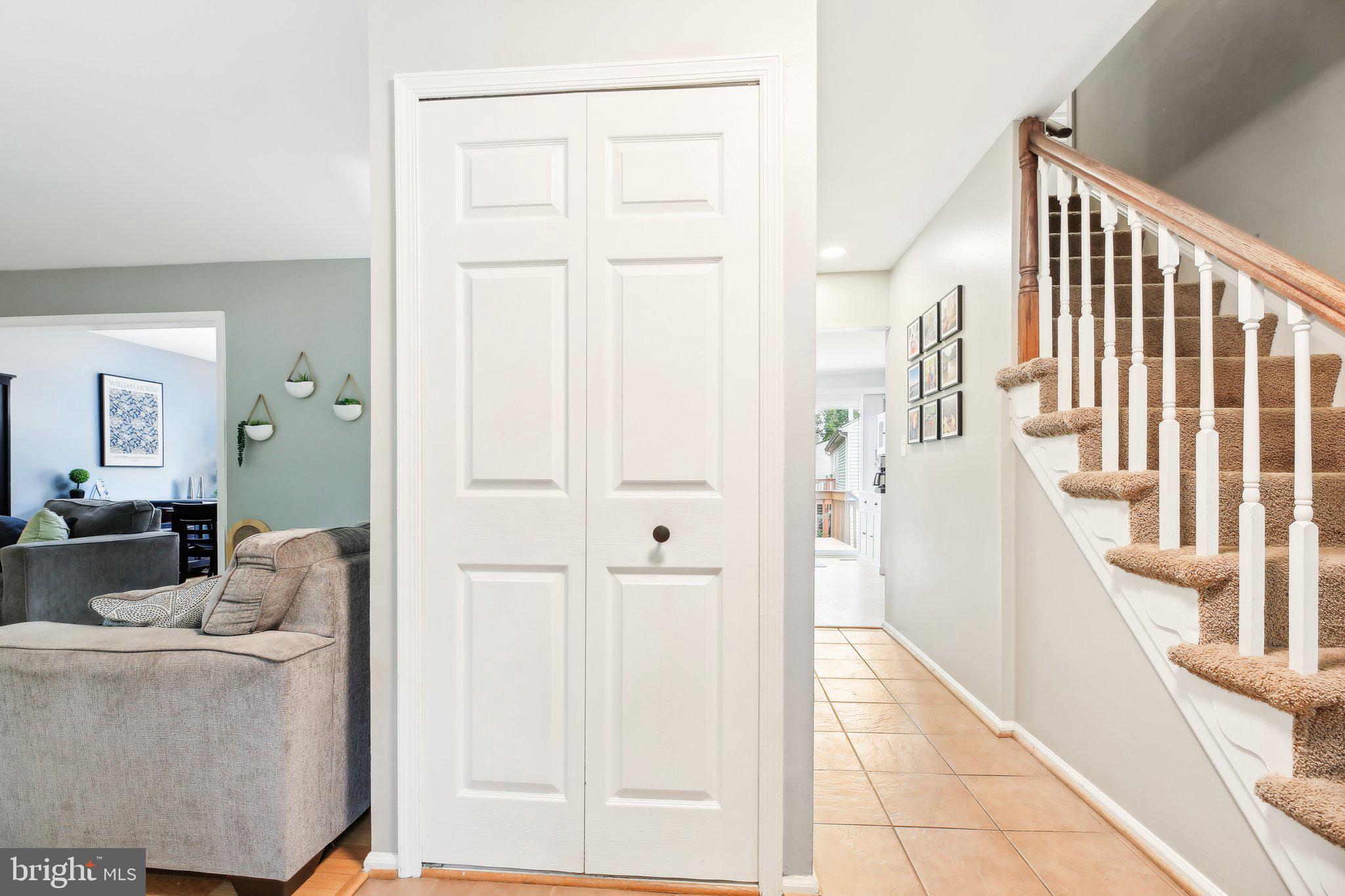 VILLAGE OF LONG REACH - Residential