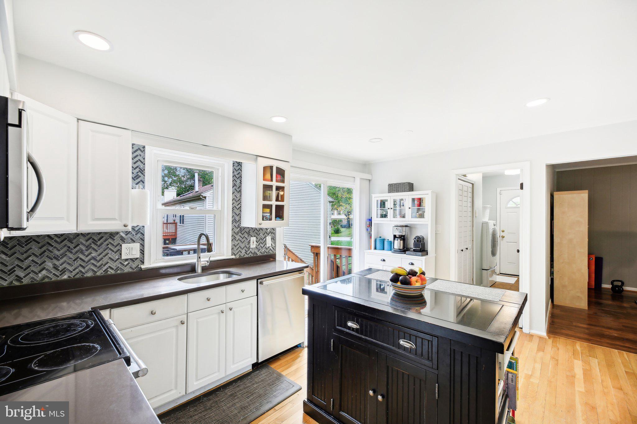 VILLAGE OF LONG REACH - Residential