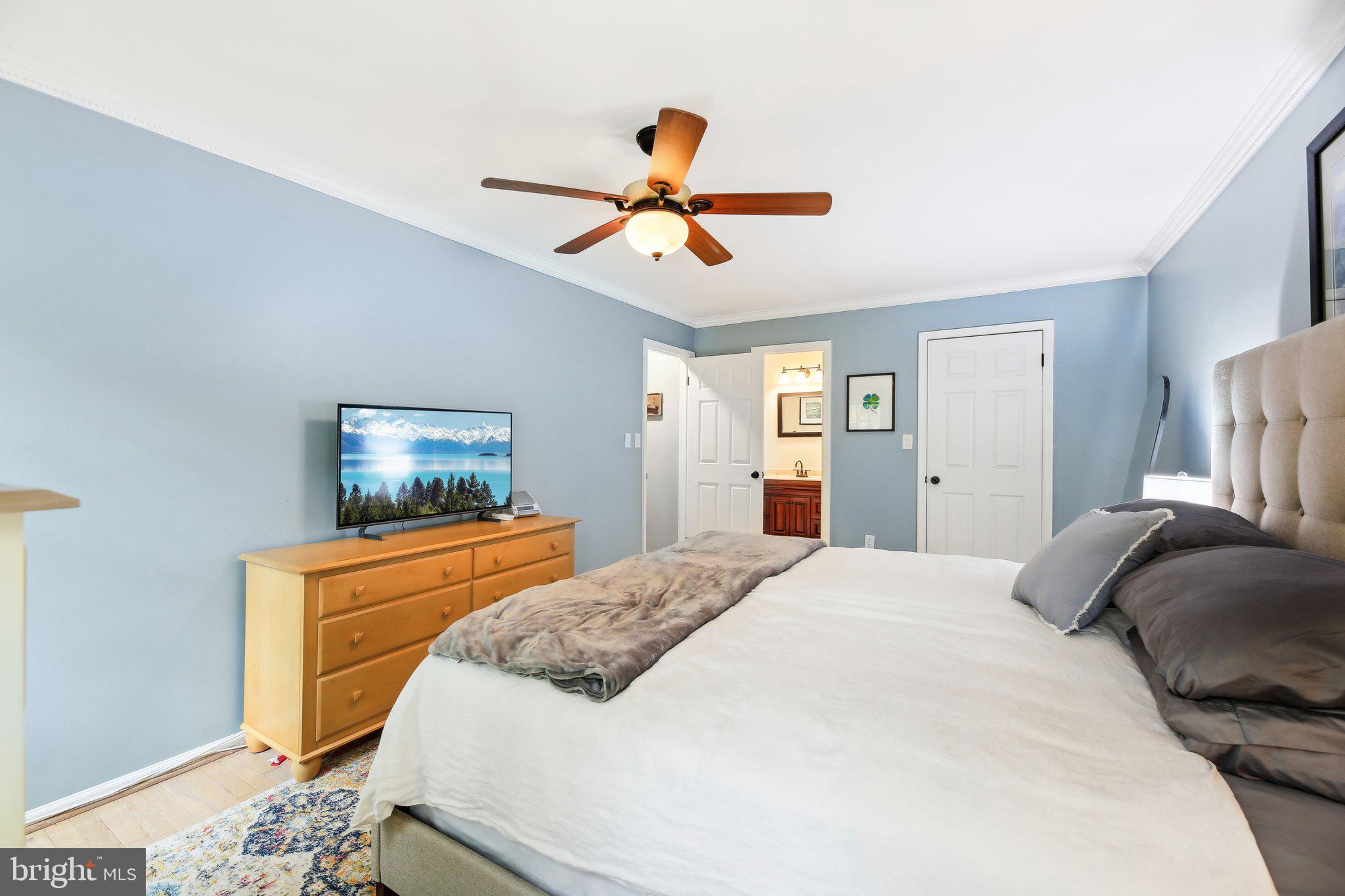 VILLAGE OF LONG REACH - Residential