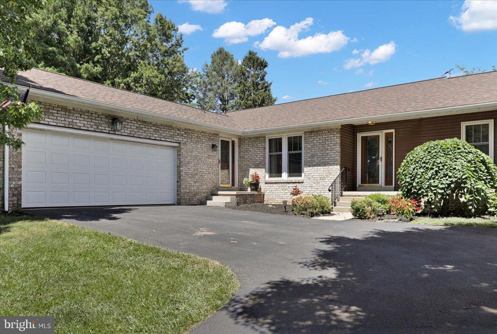 Photo of 11 James Drive, Denver, PA 17517 (MLS # PALA2051530)