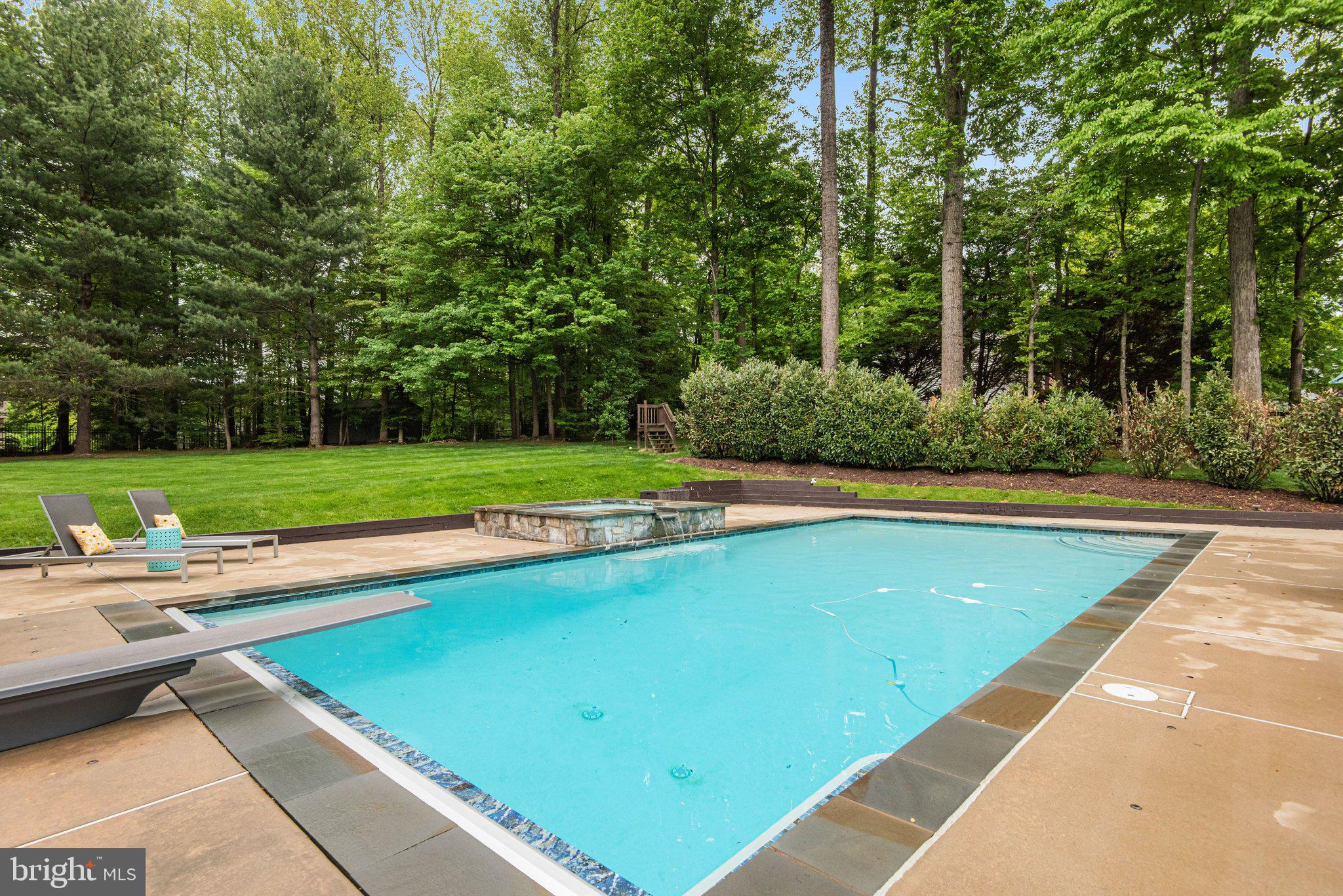 BALMORAL GREENS - Residential