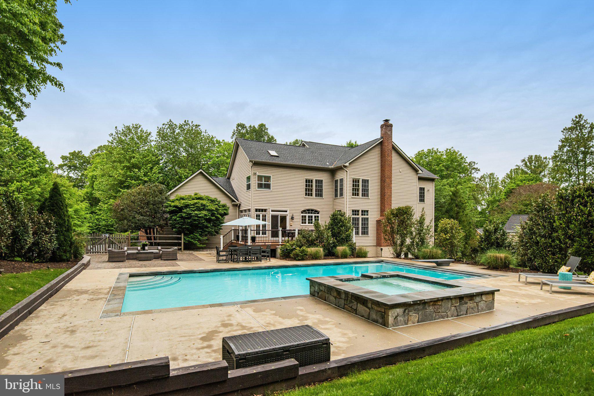 BALMORAL GREENS - Residential