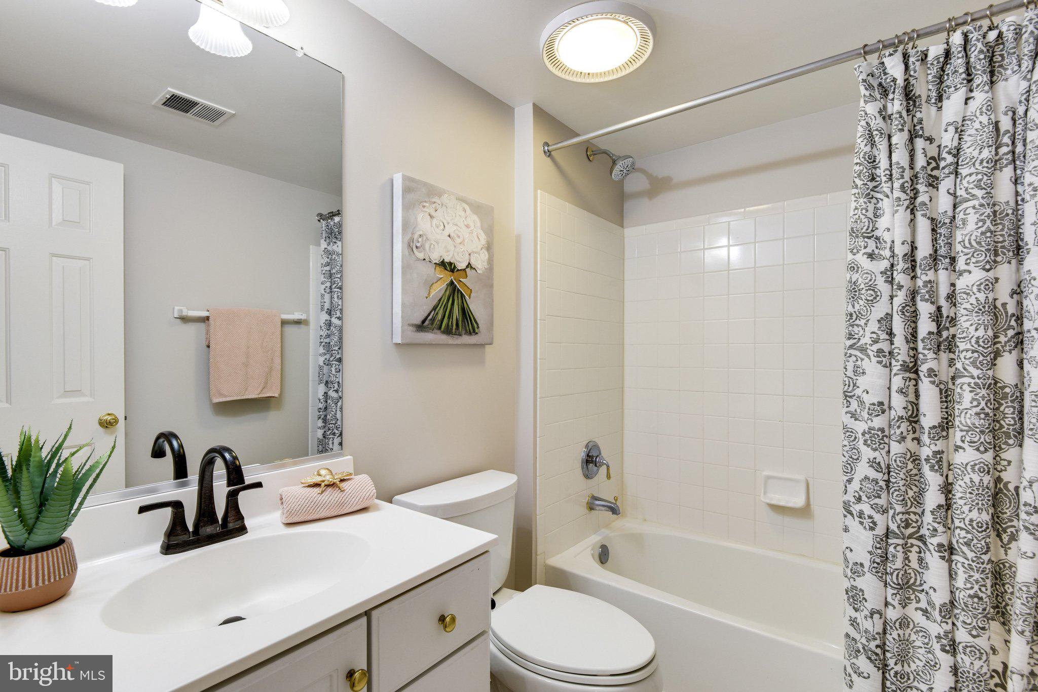 BALMORAL GREENS - Residential