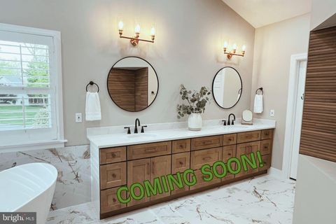 7513 DETWILLER DRIVE CLIFTON VA 20124