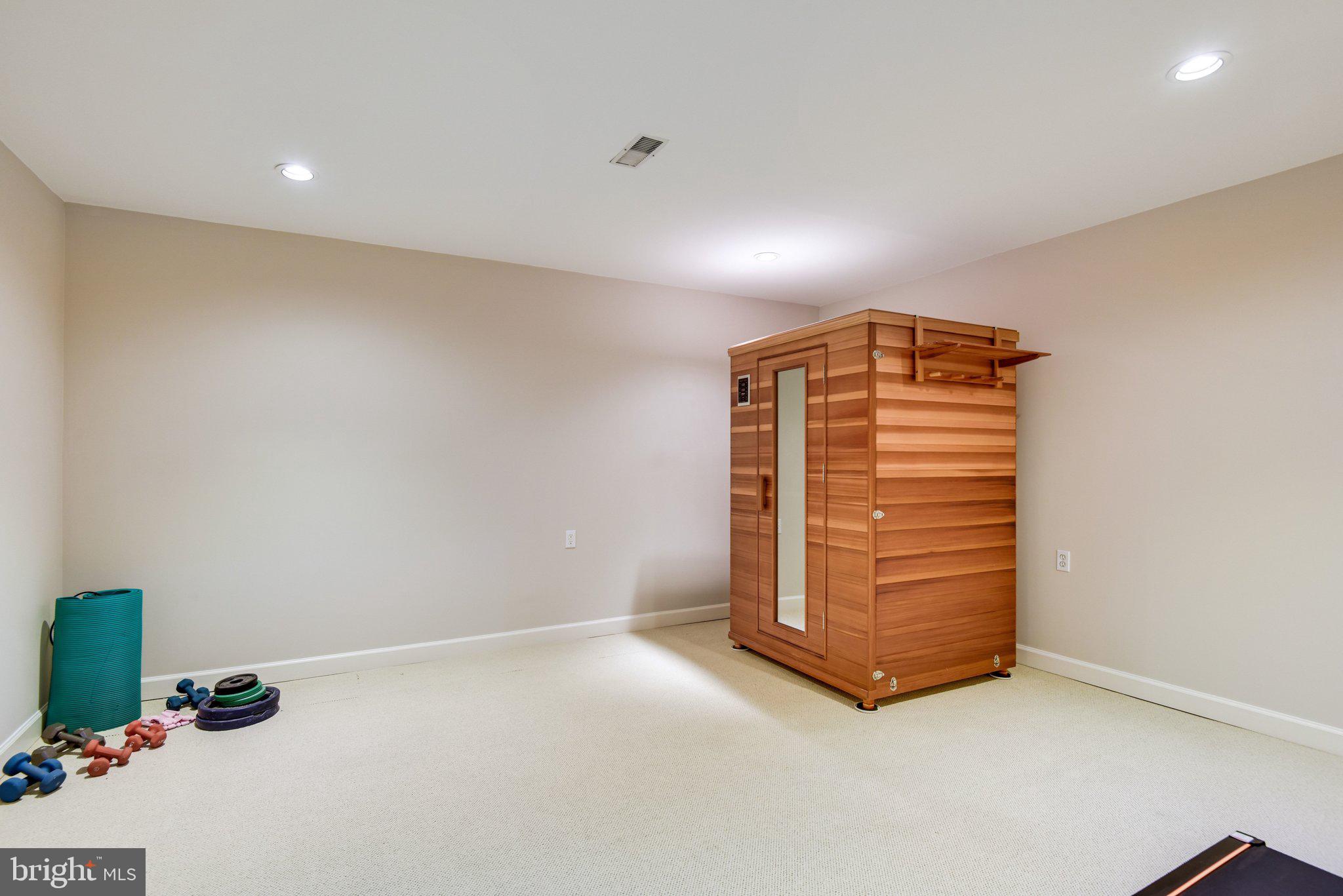 BALMORAL GREENS - Residential