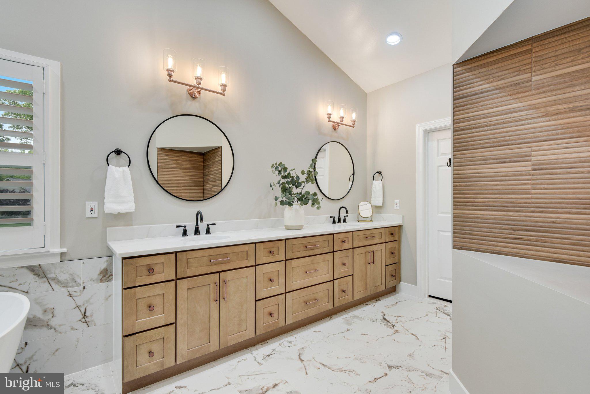 BALMORAL GREENS - Residential