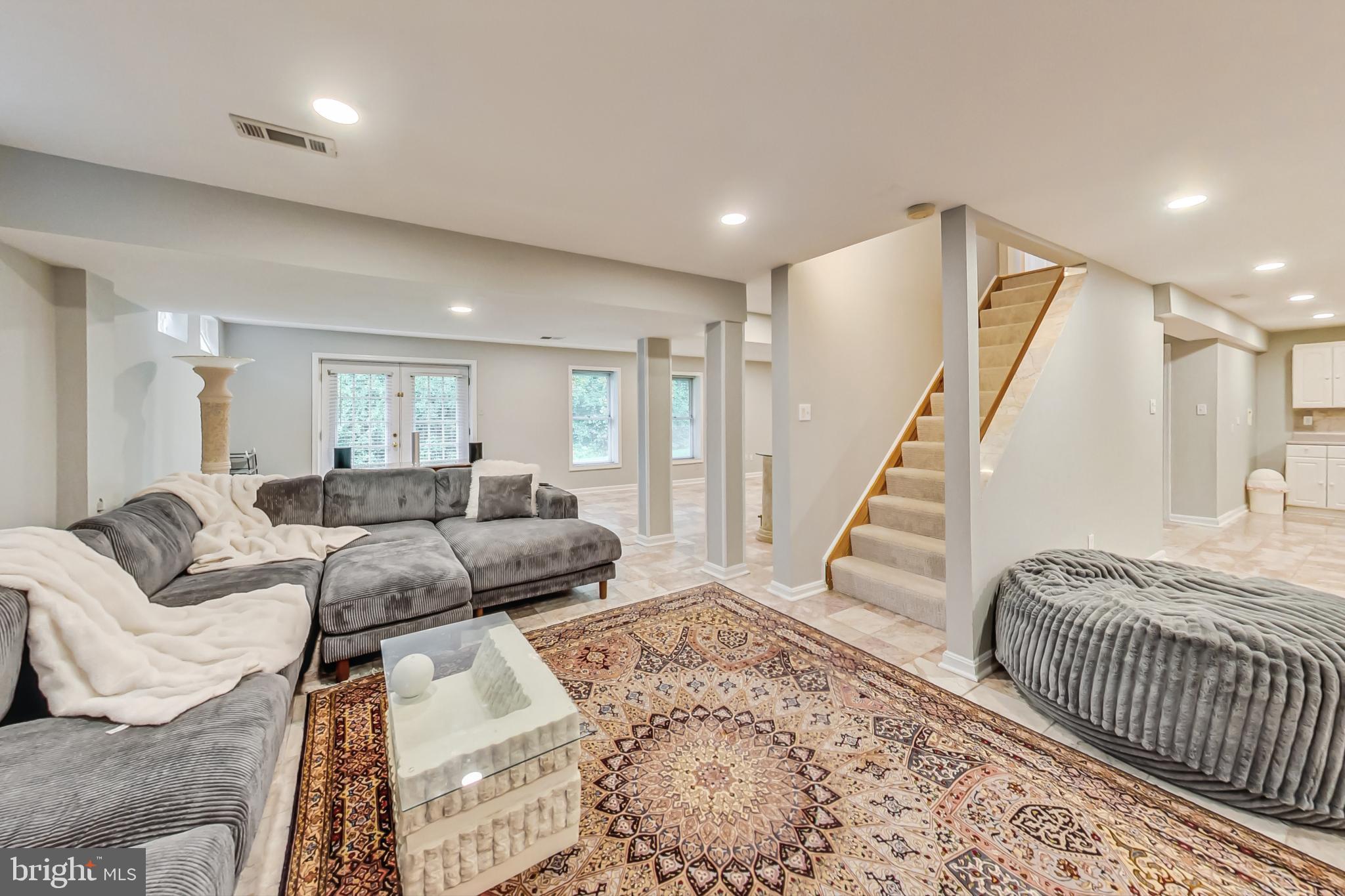 BARRINGTON - Residential