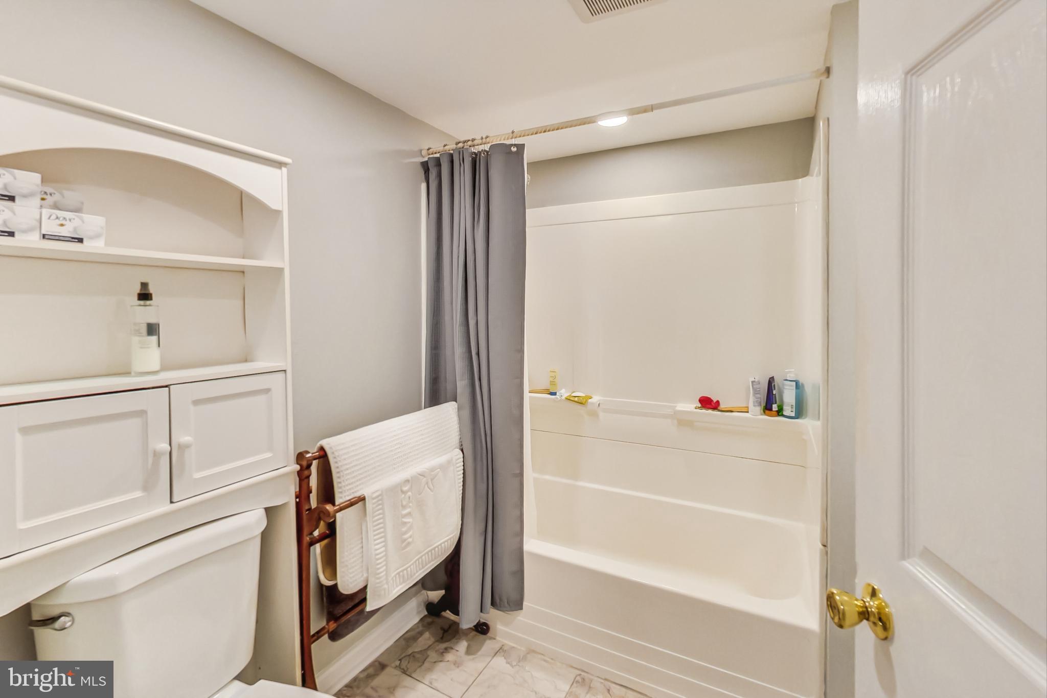 BARRINGTON - Residential