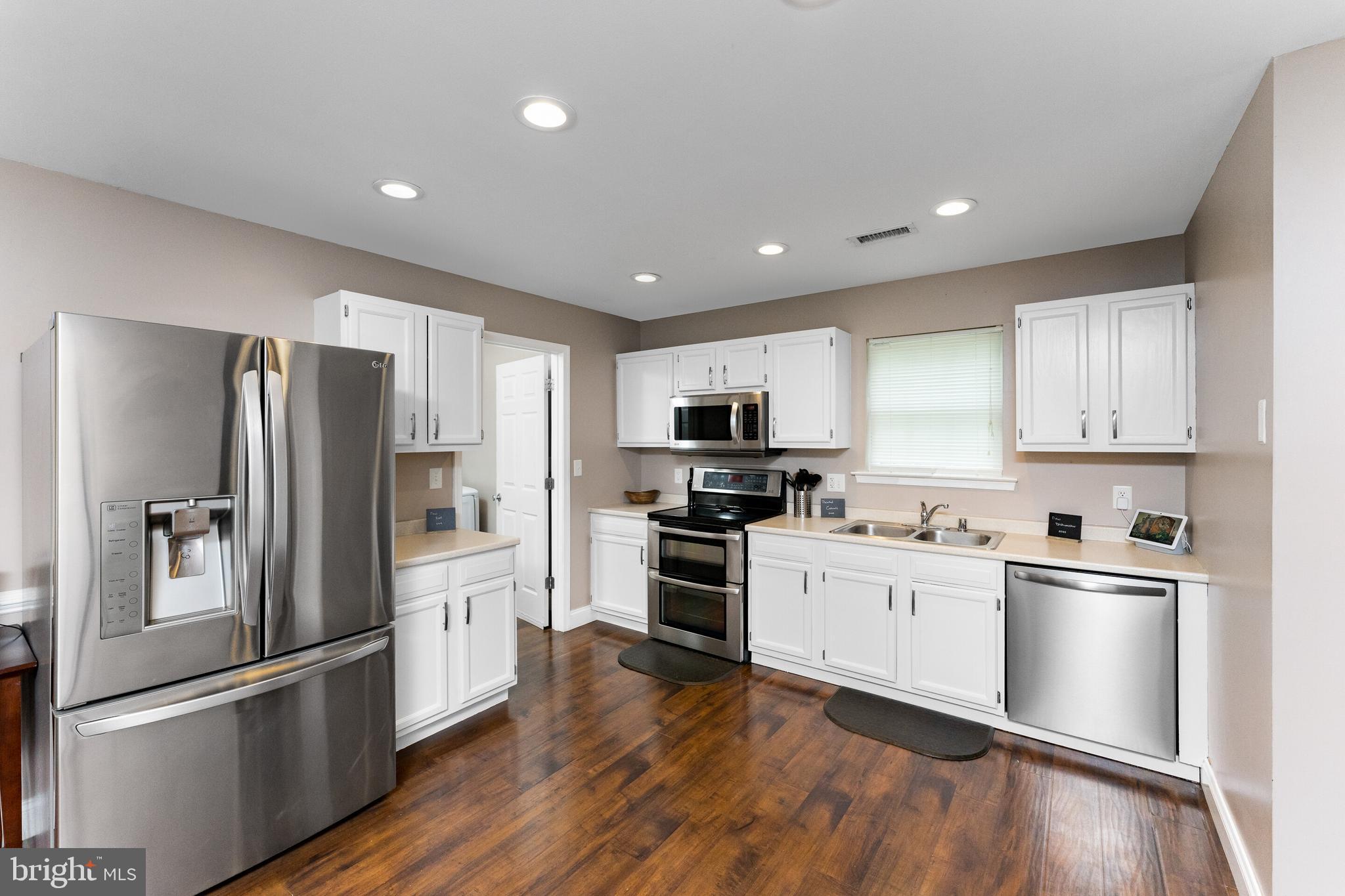 RUFFIN'S POND - Residential