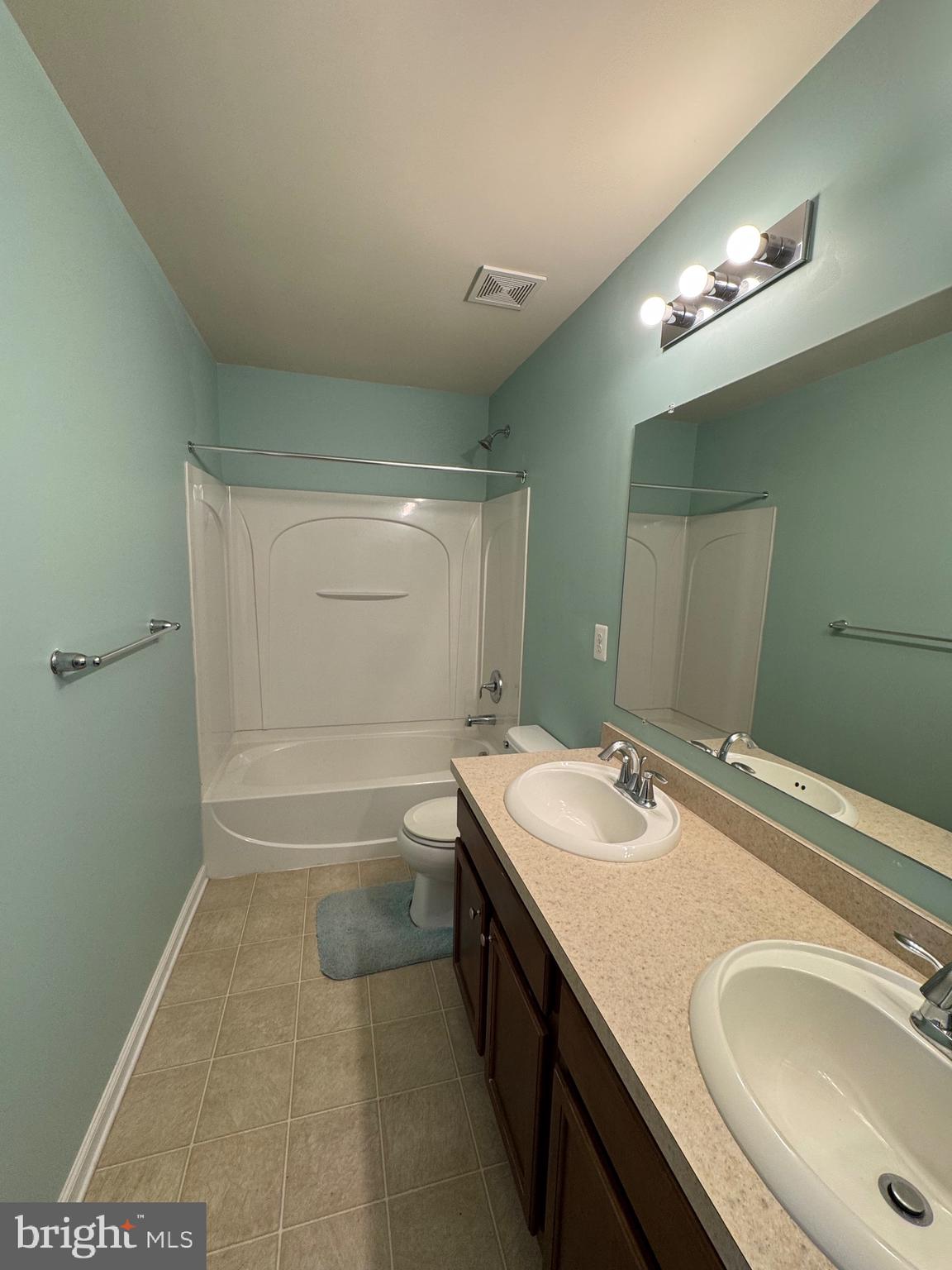 FIELDSTONE FARM - Residential Lease