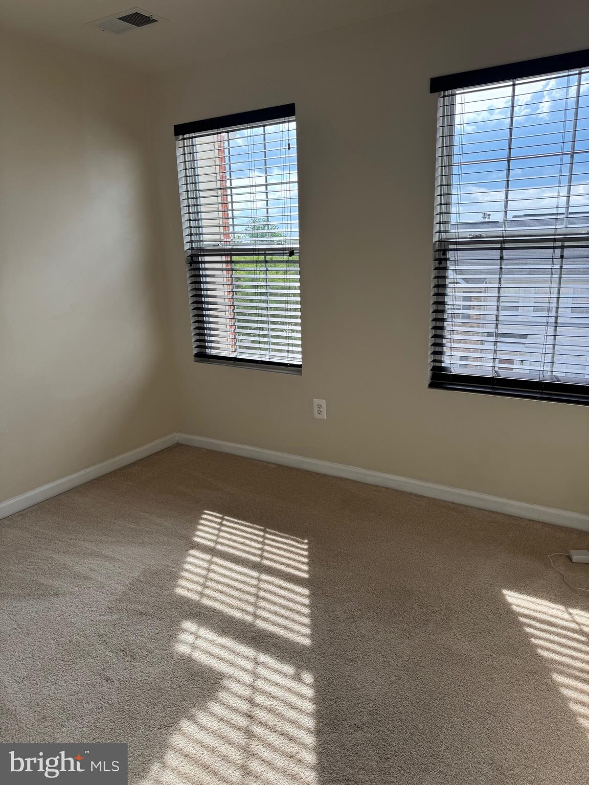 FIELDSTONE FARM - Residential Lease