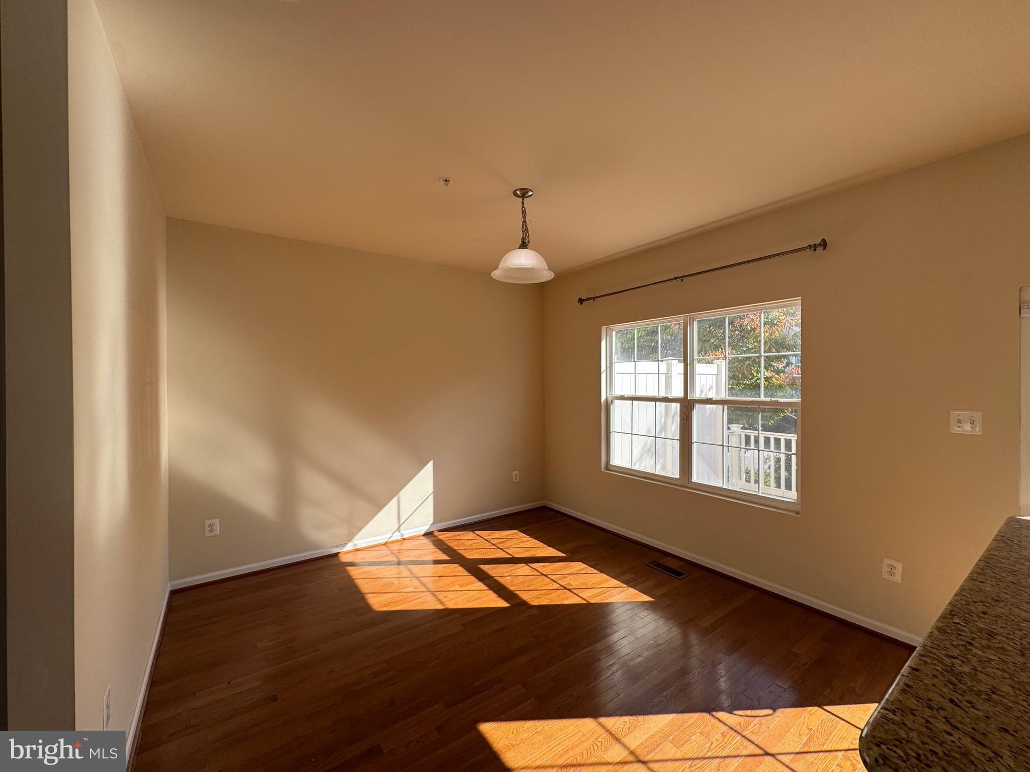 FIELDSTONE FARM - Residential Lease