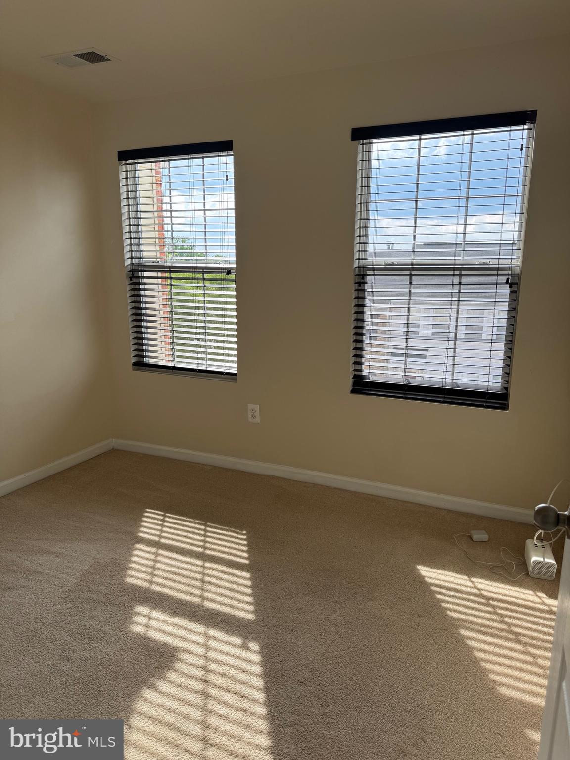 FIELDSTONE FARM - Residential Lease