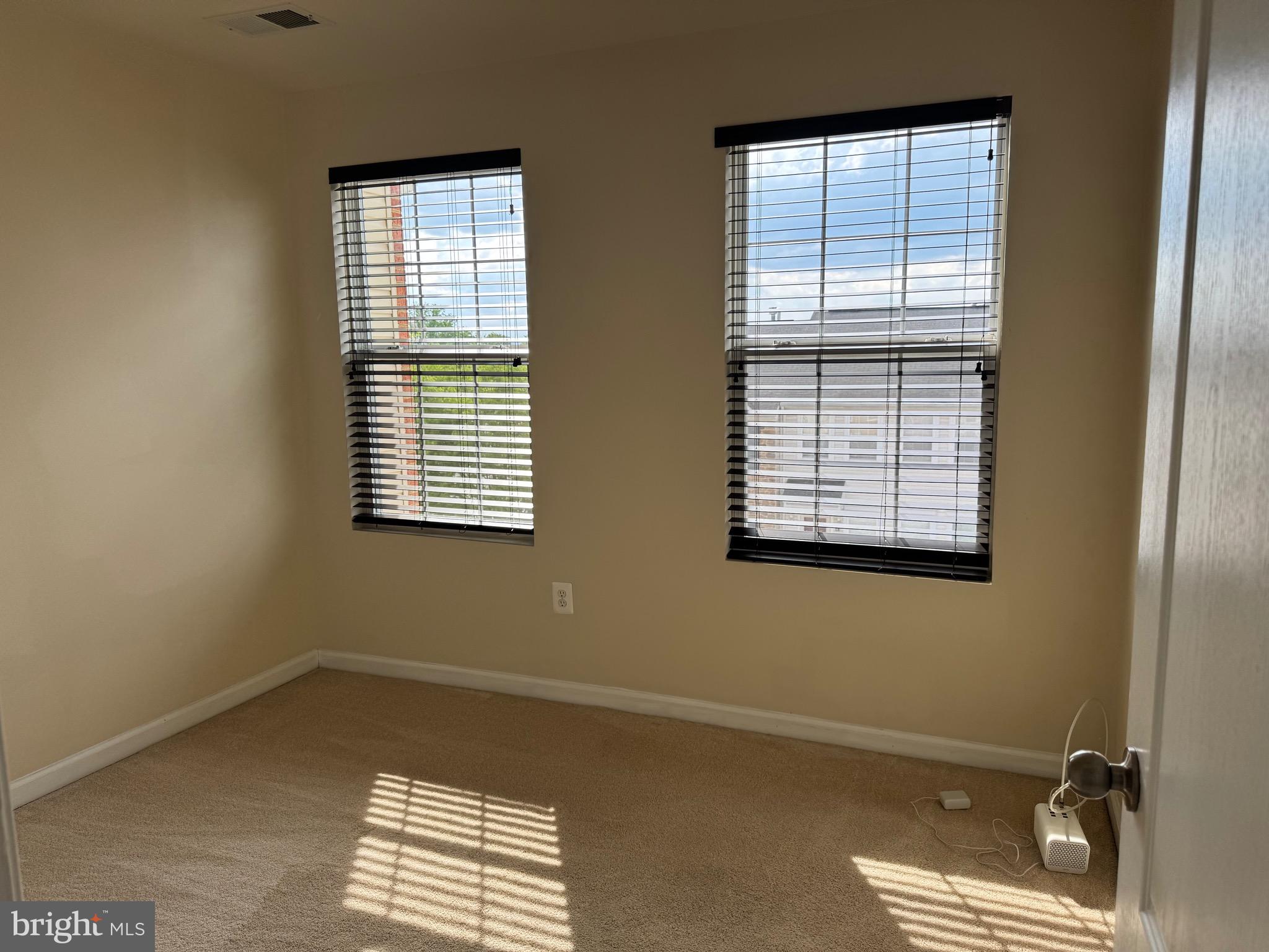 FIELDSTONE FARM - Residential Lease