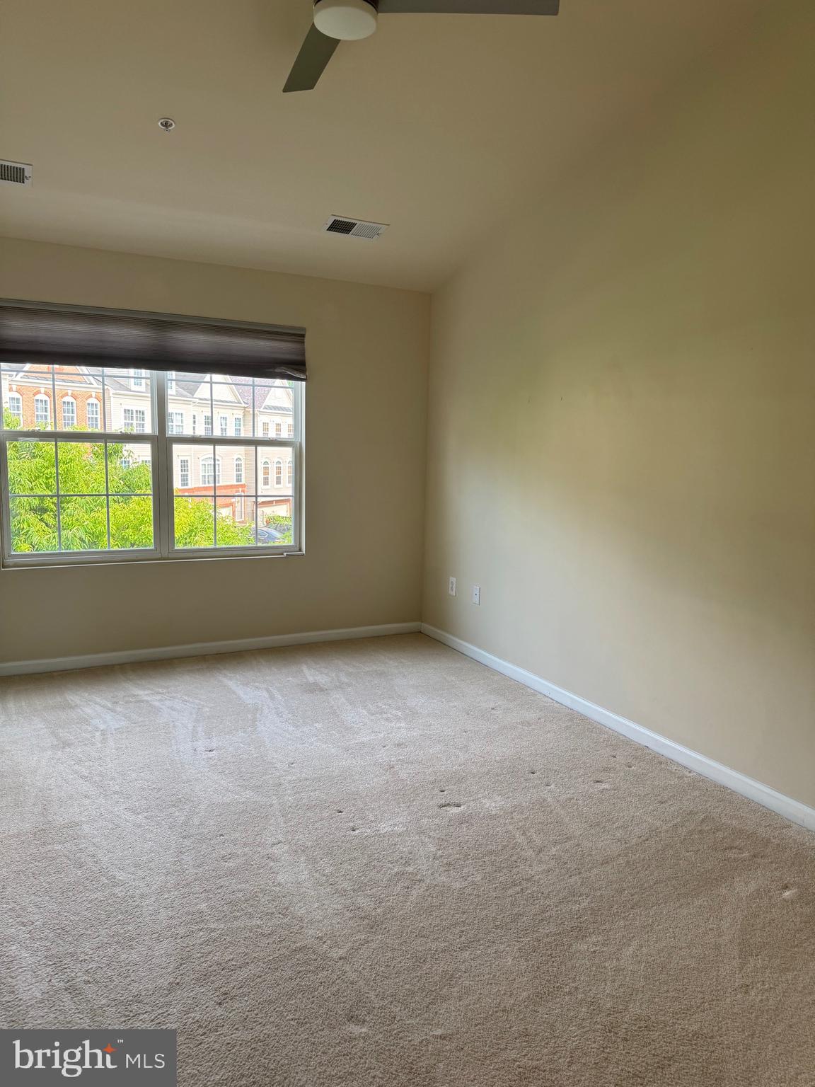 FIELDSTONE FARM - Residential Lease