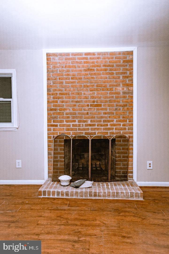 MANOR VILLAGE - Residential