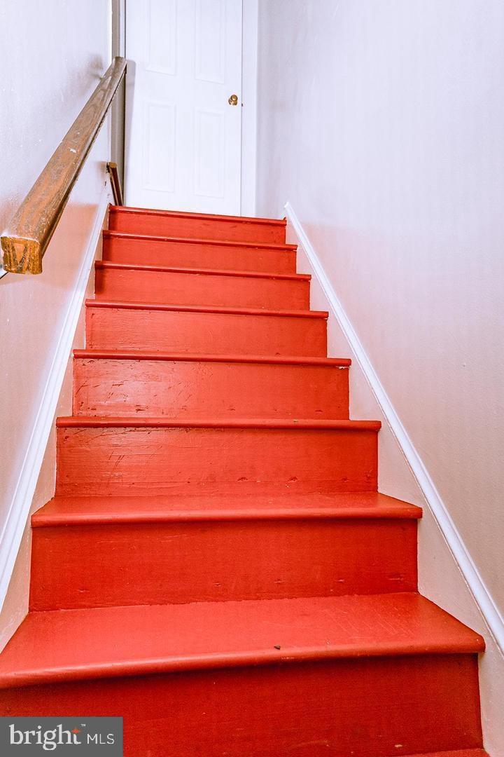 MANOR VILLAGE - Residential