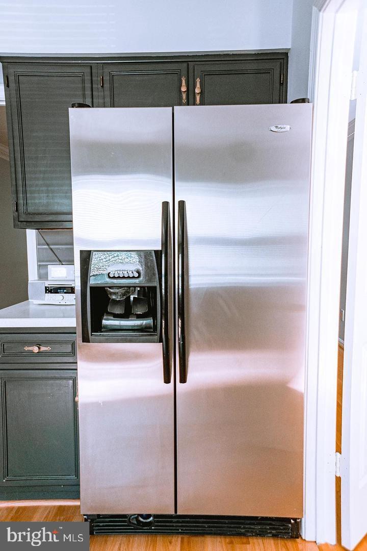 MANOR VILLAGE - Residential