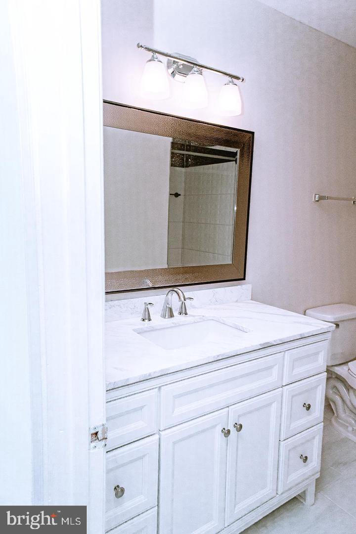 MANOR VILLAGE - Residential