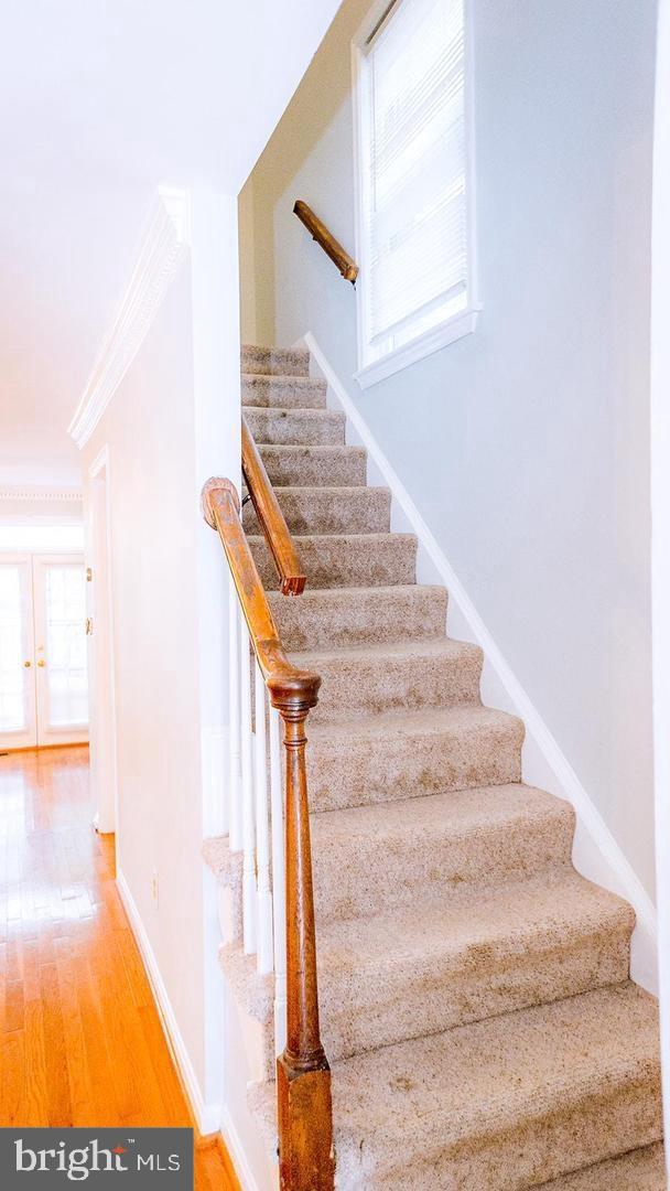 MANOR VILLAGE - Residential