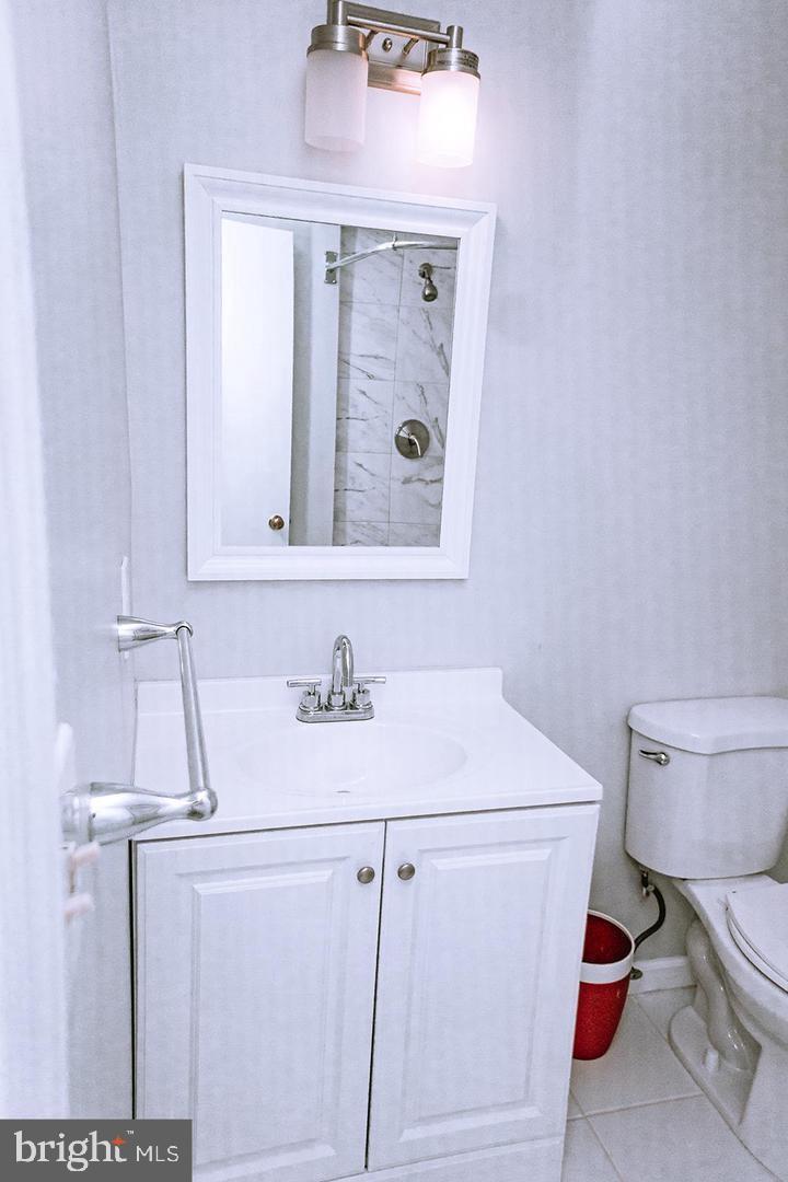 MANOR VILLAGE - Residential