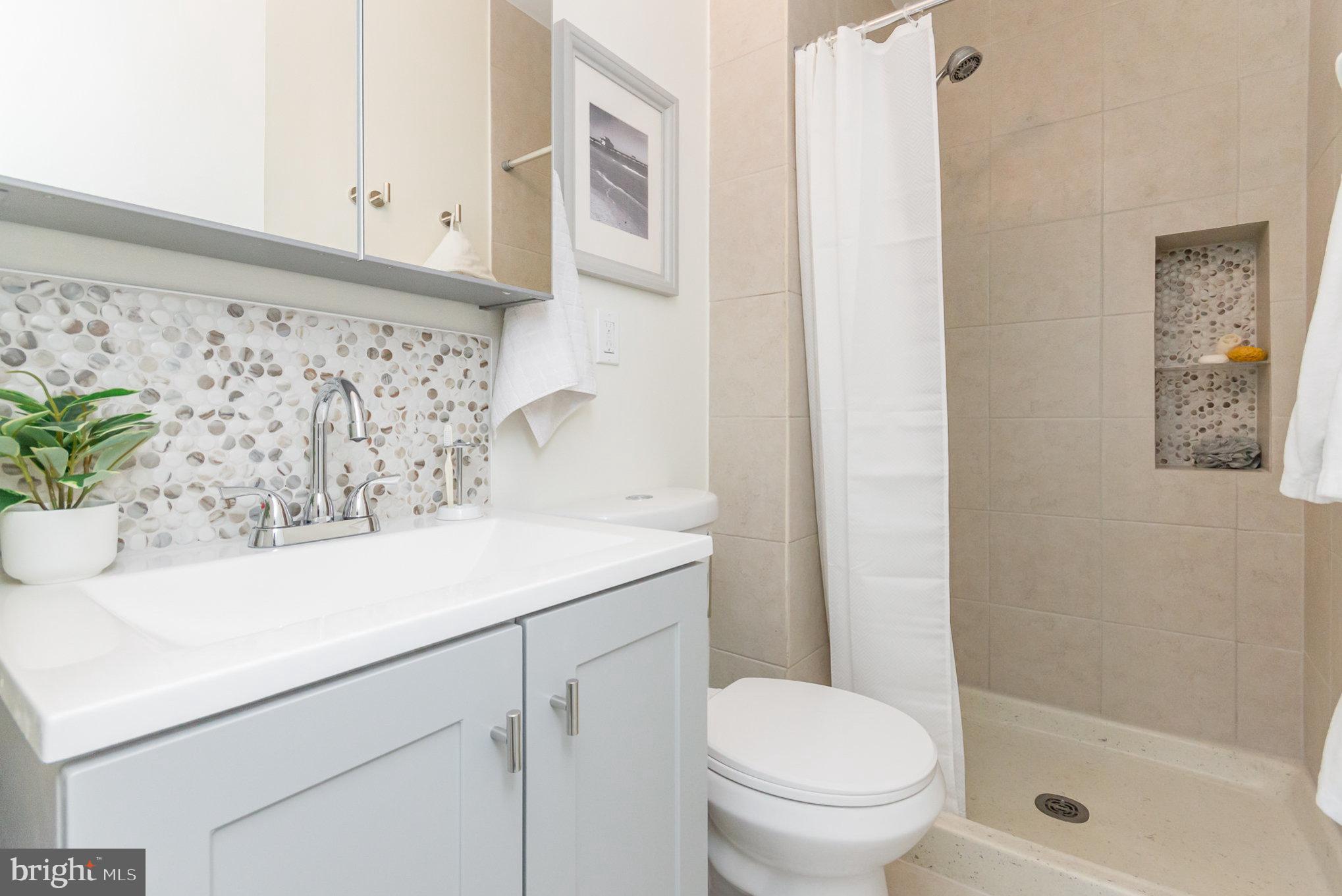 THOUSAND OAKS - Residential