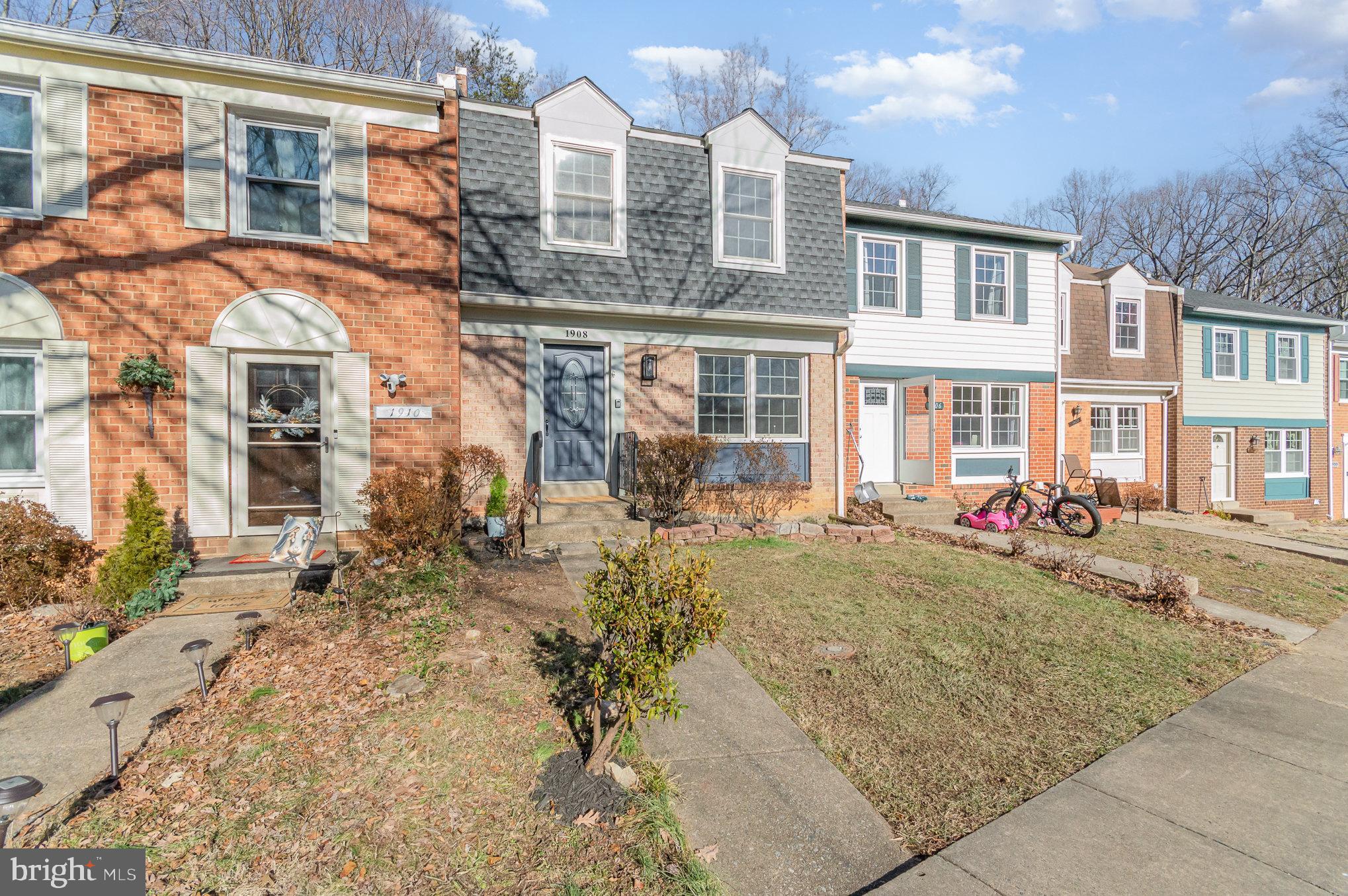 THOUSAND OAKS - Residential