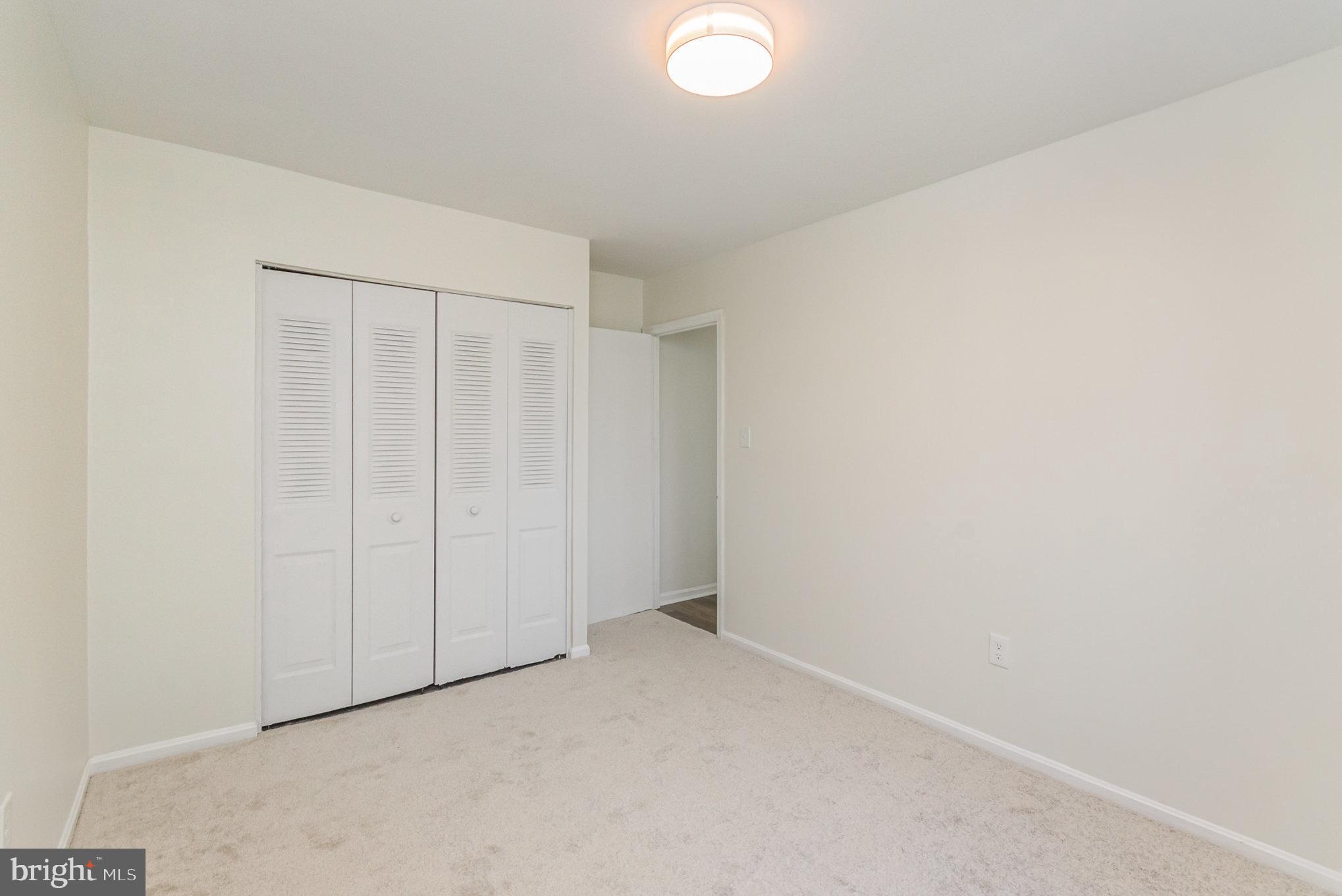 THOUSAND OAKS - Residential