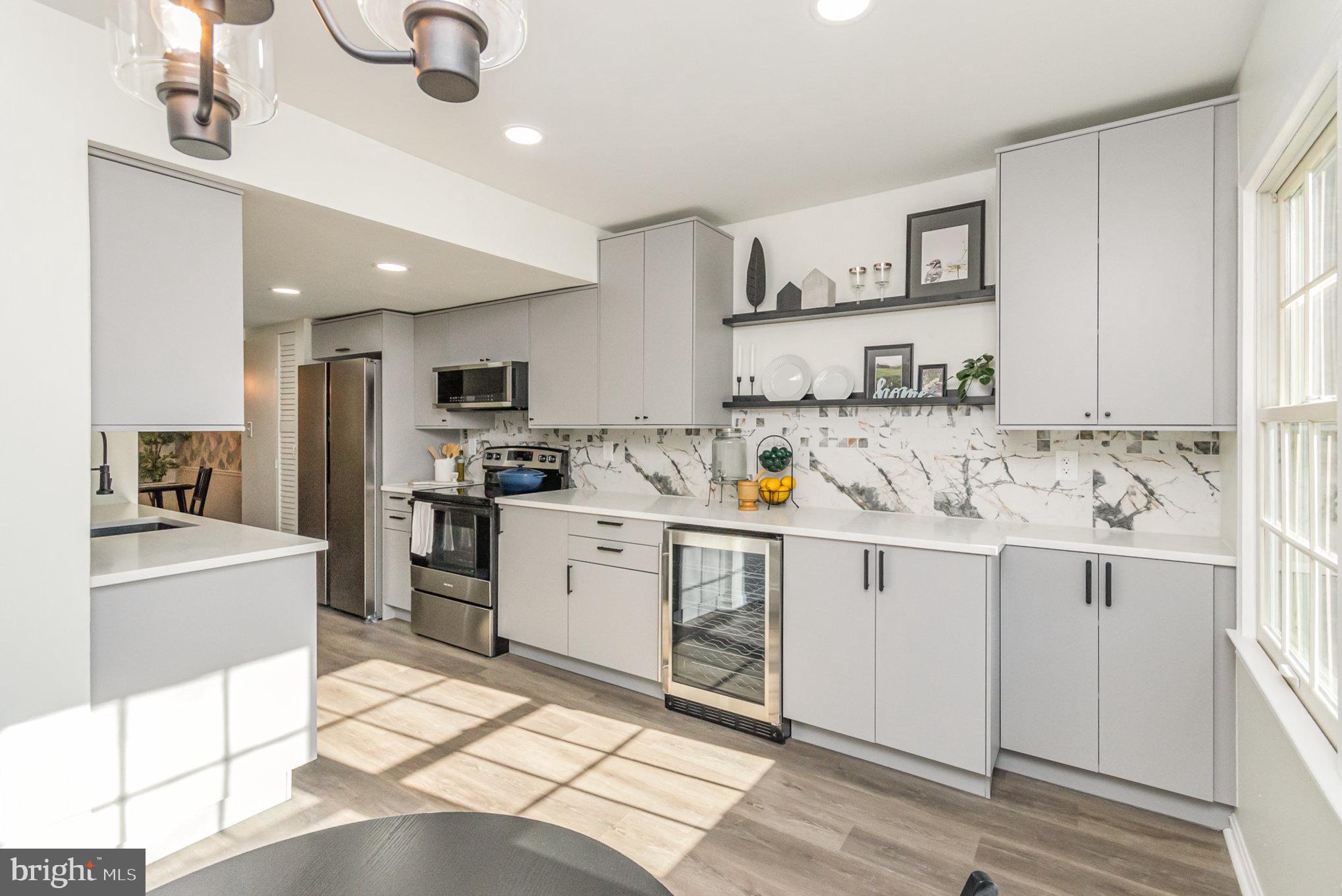 THOUSAND OAKS - Residential