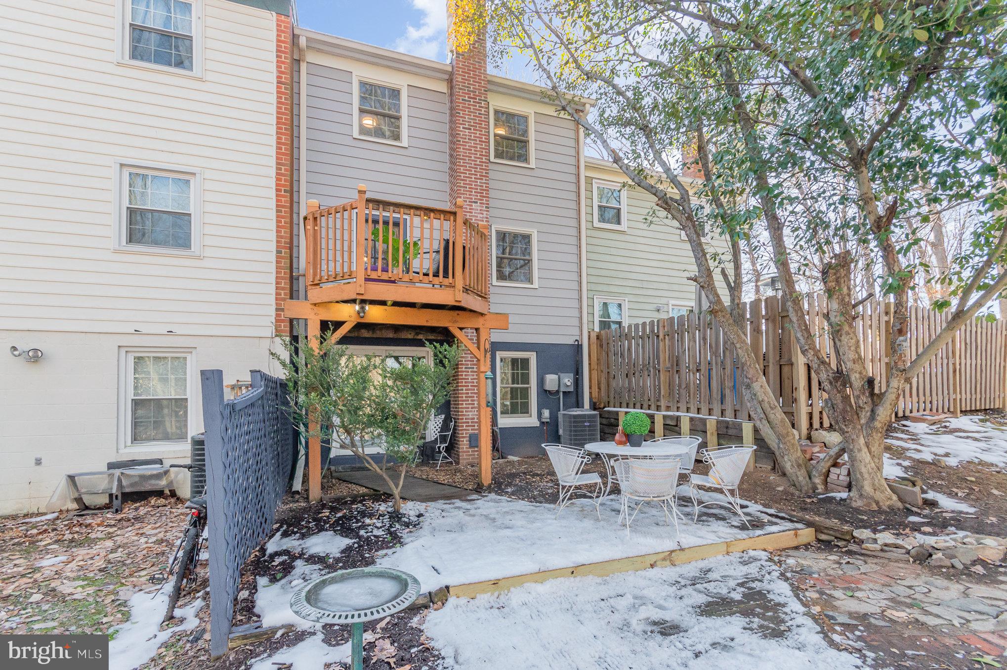 THOUSAND OAKS - Residential