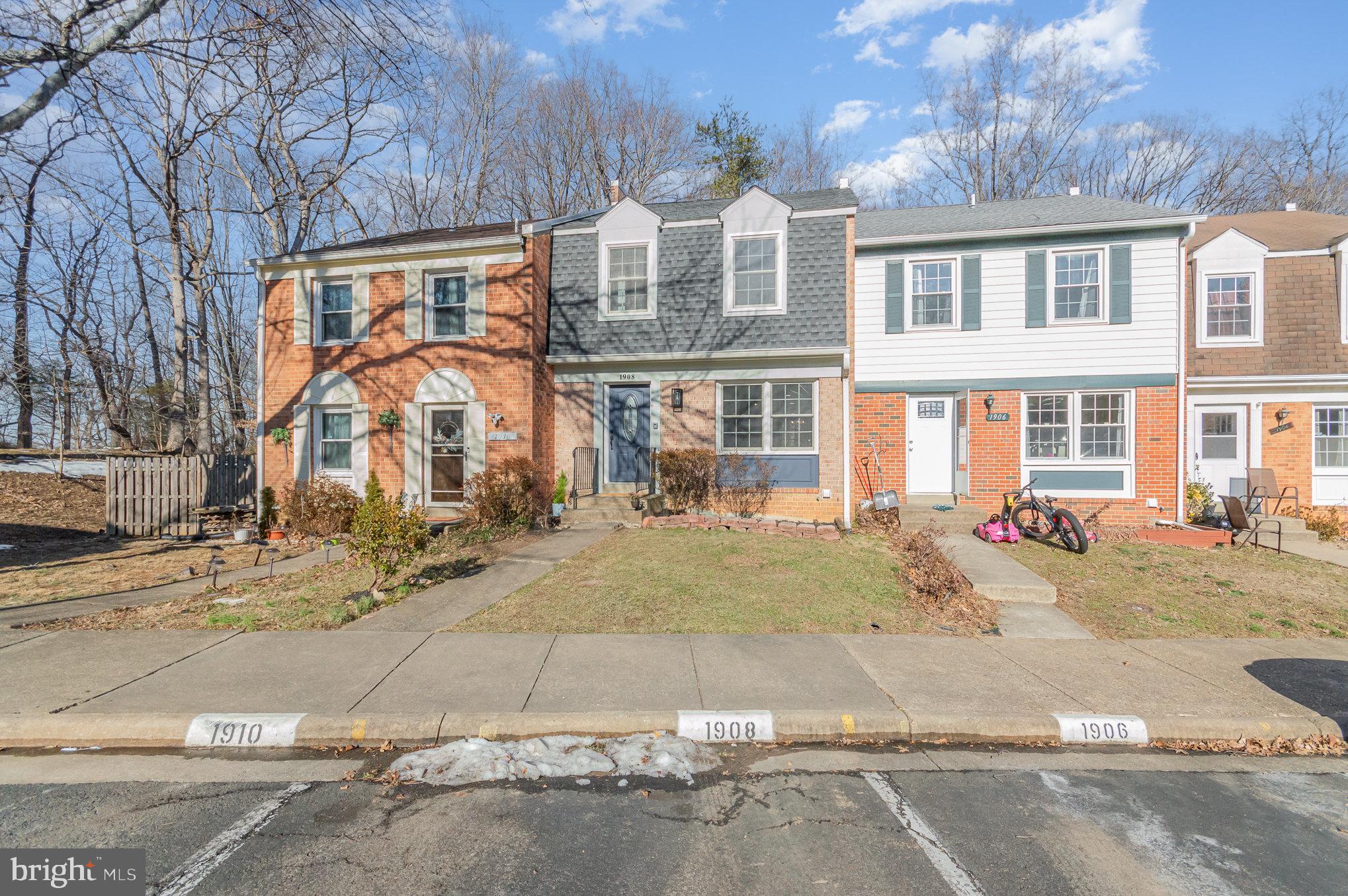 THOUSAND OAKS - Residential