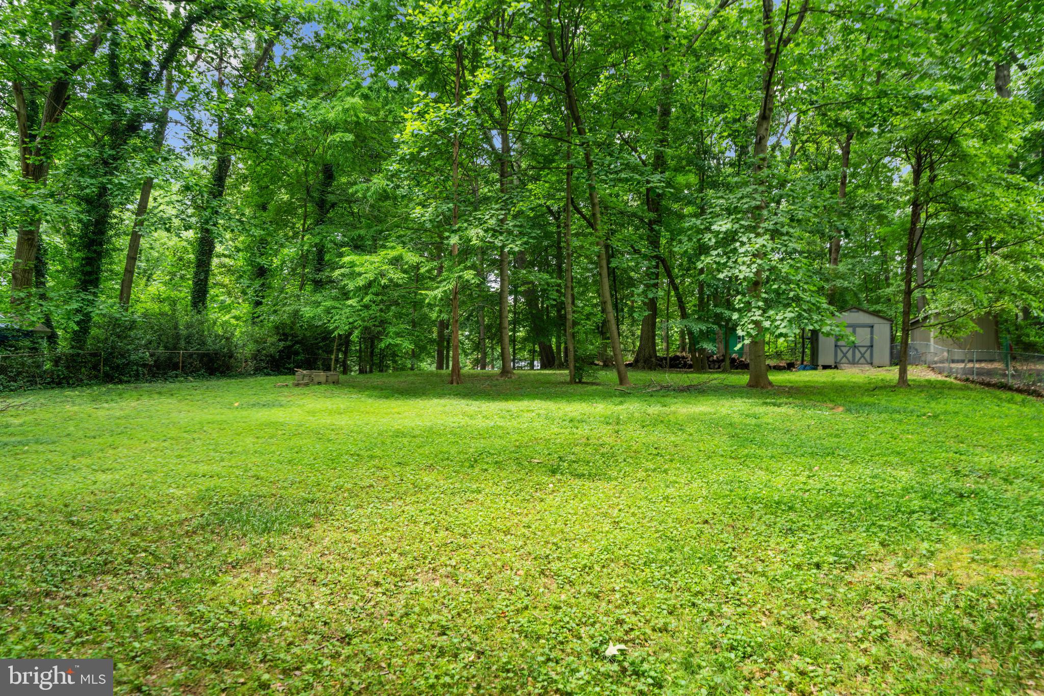 RAVENWOOD PARK - Residential