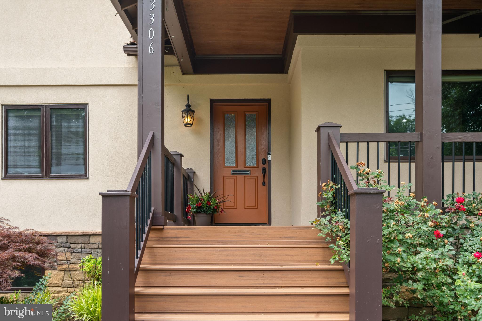 RAVENWOOD PARK - Residential