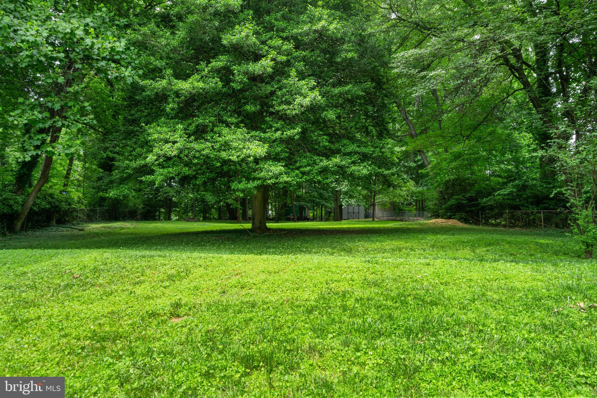 RAVENWOOD PARK - Residential