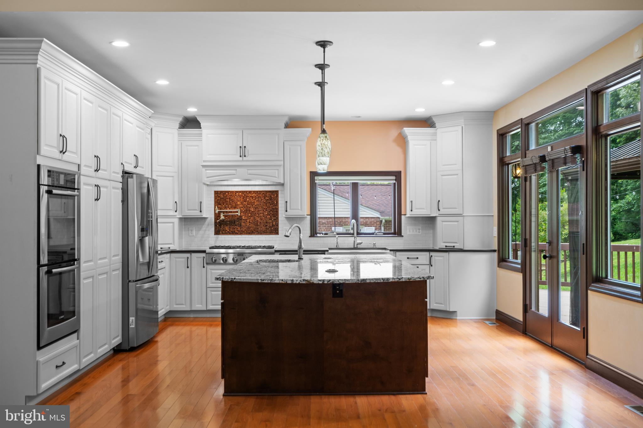 RAVENWOOD PARK - Residential