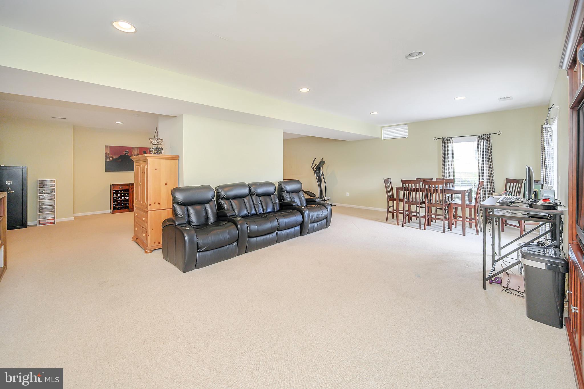 LEELAND STATION - Residential