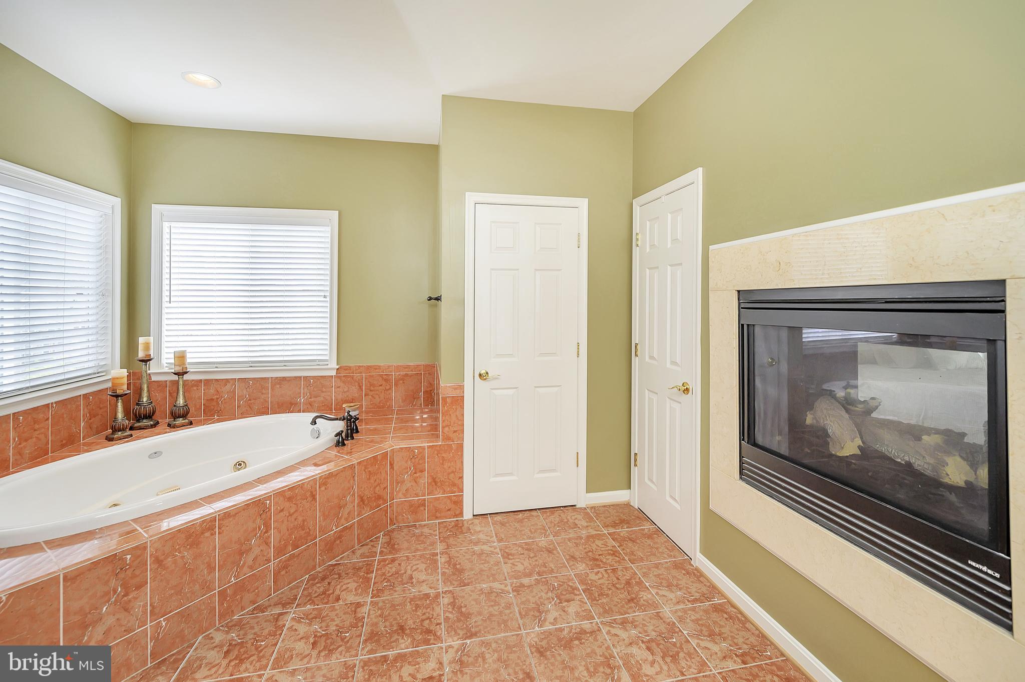 LEELAND STATION - Residential