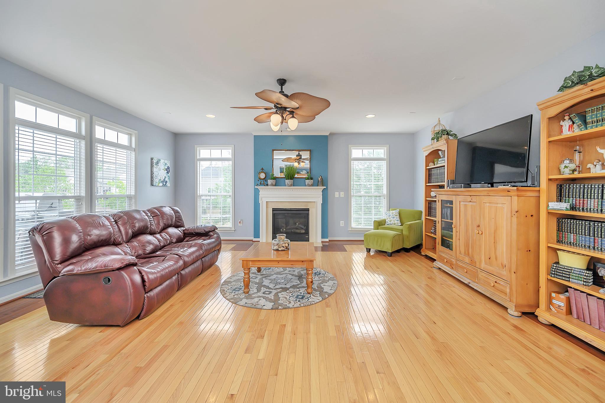 LEELAND STATION - Residential