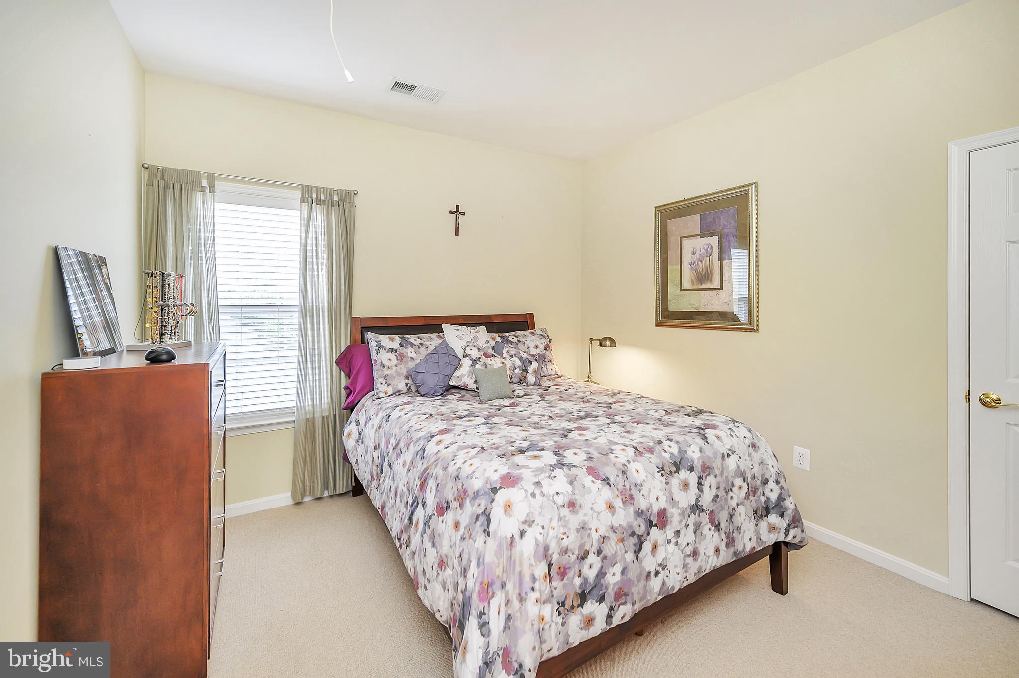 LEELAND STATION - Residential