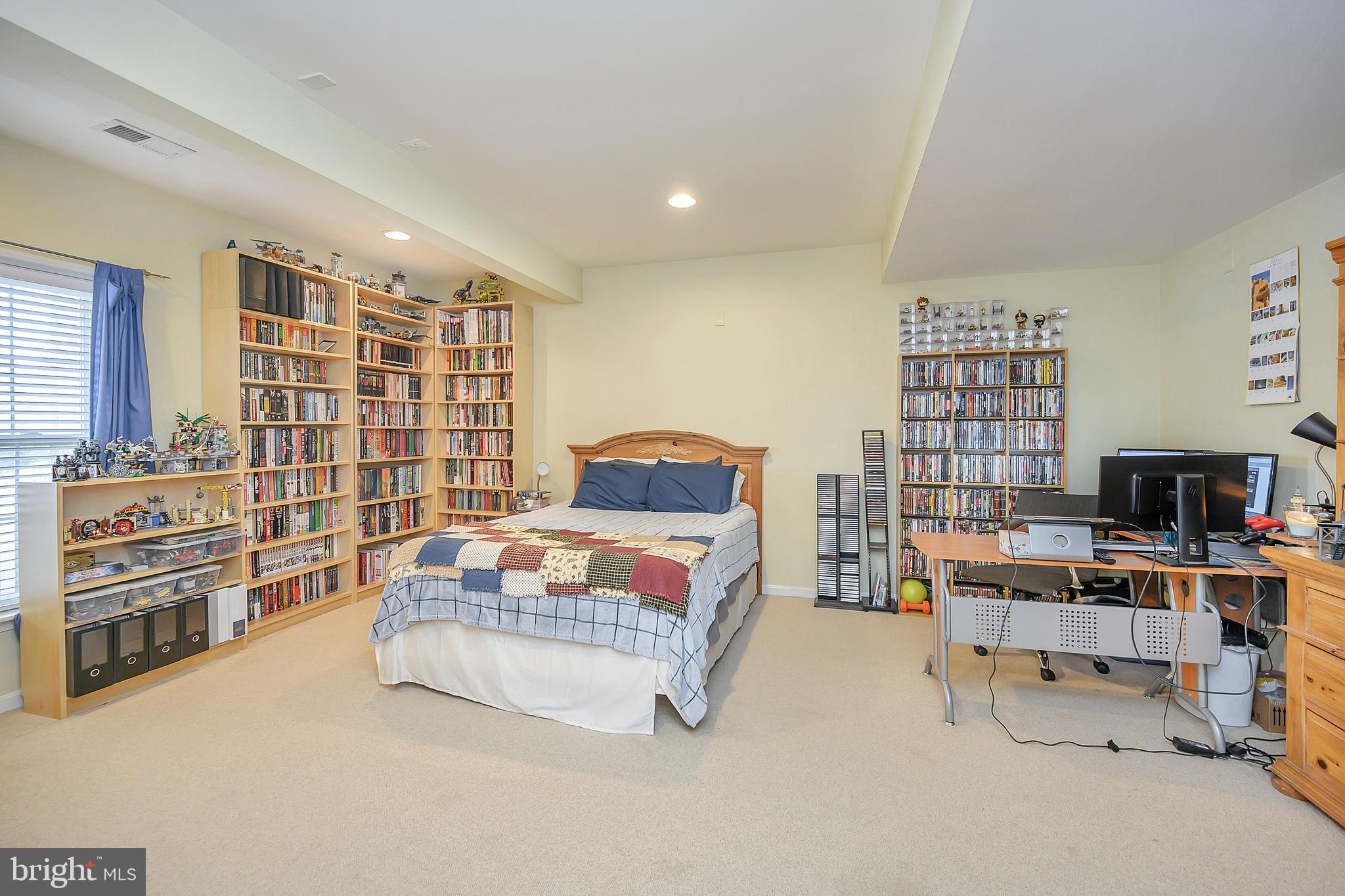 LEELAND STATION - Residential