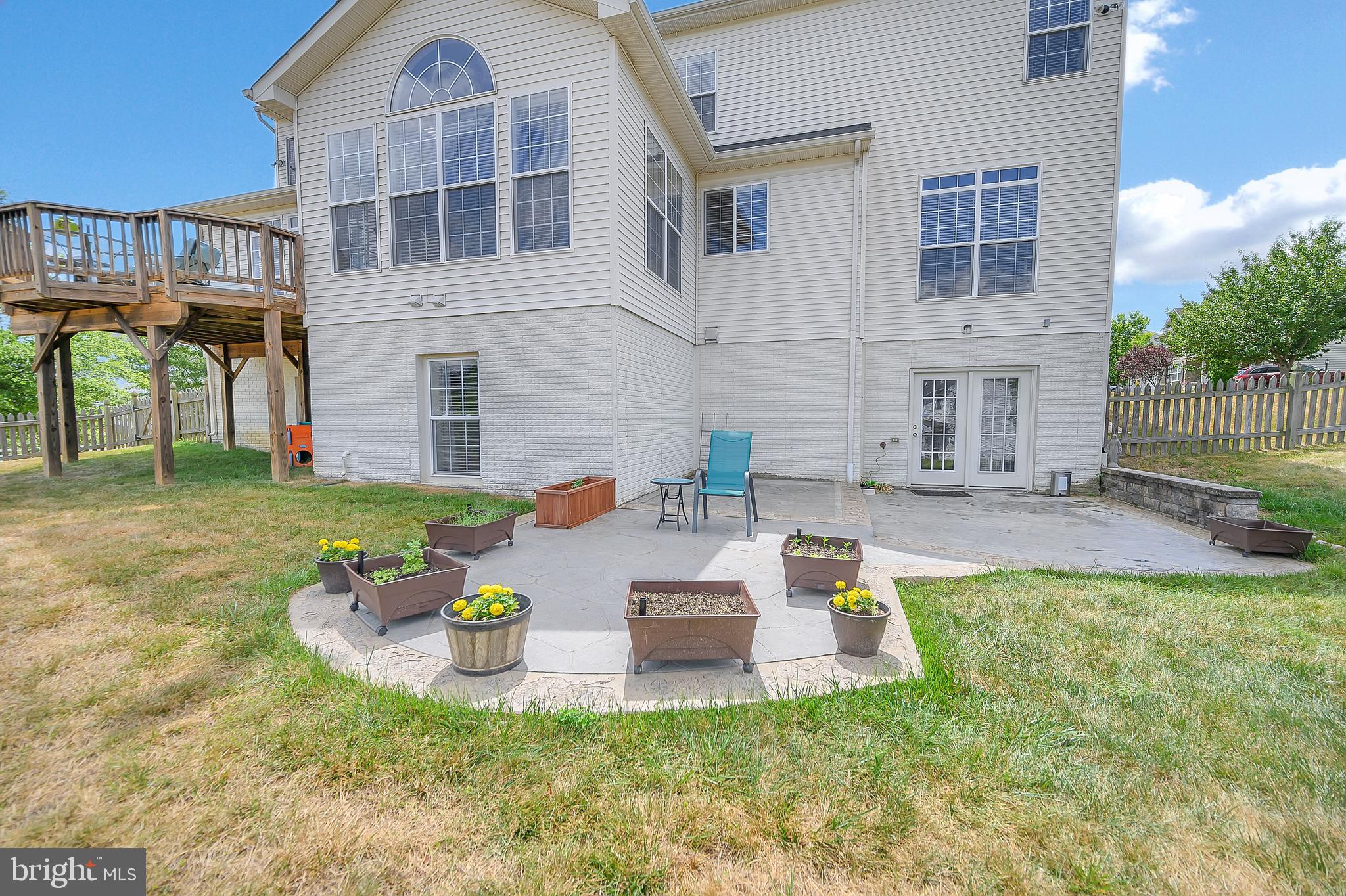 LEELAND STATION - Residential