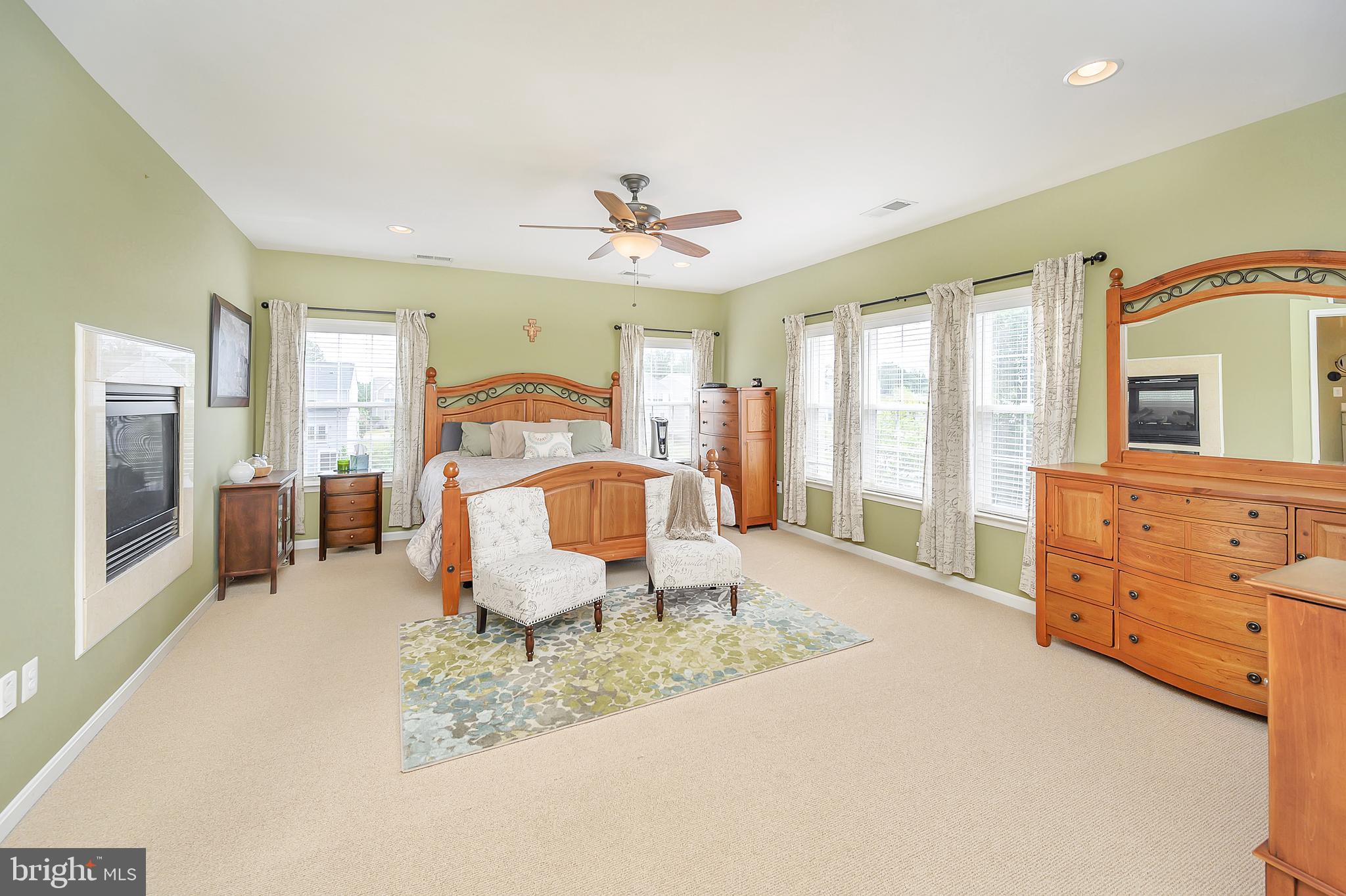 LEELAND STATION - Residential