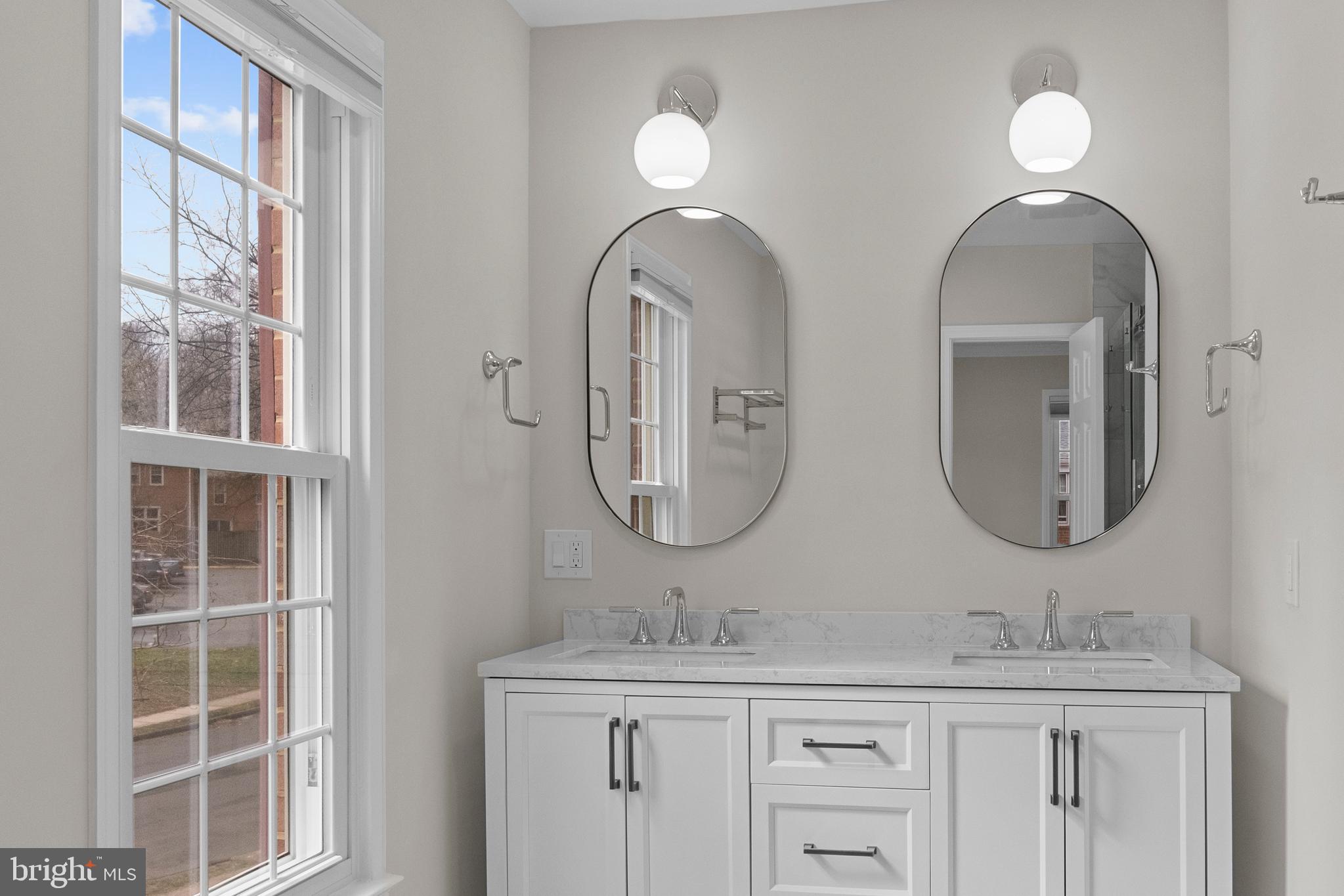 RESTON - Residential Lease