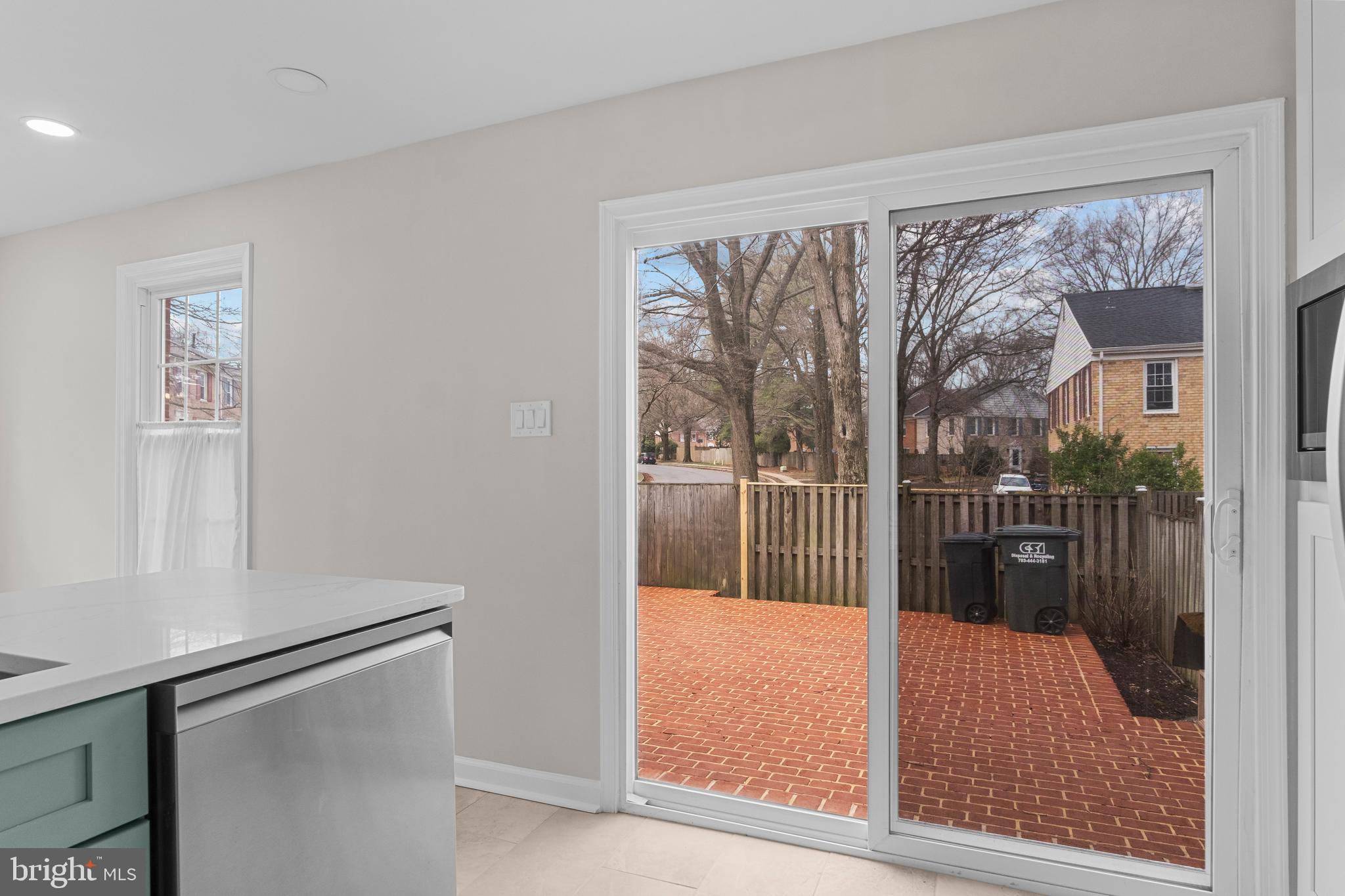 RESTON - Residential Lease