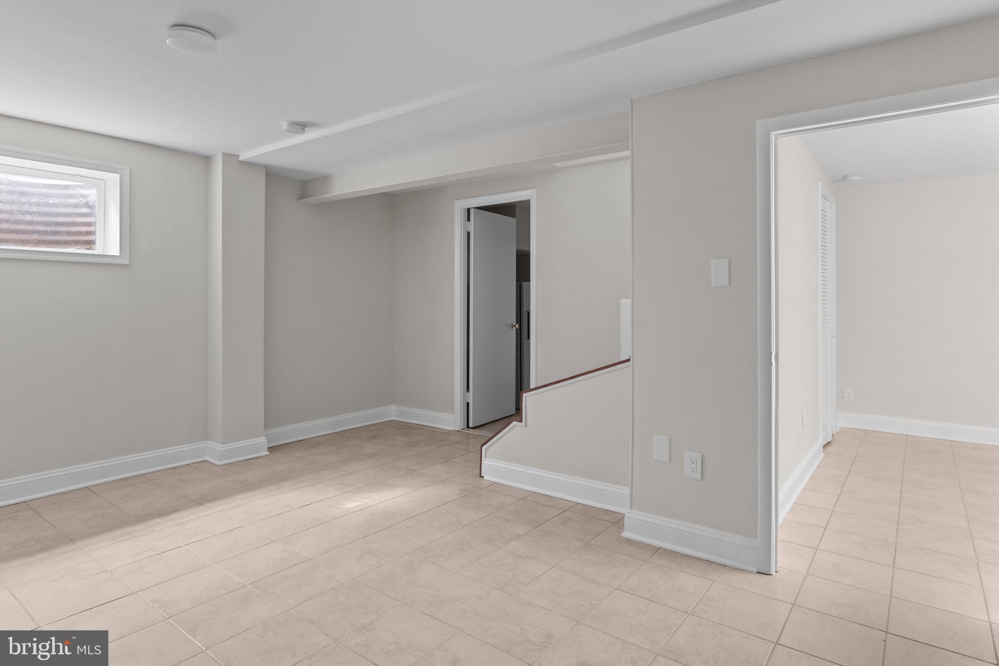 RESTON - Residential Lease