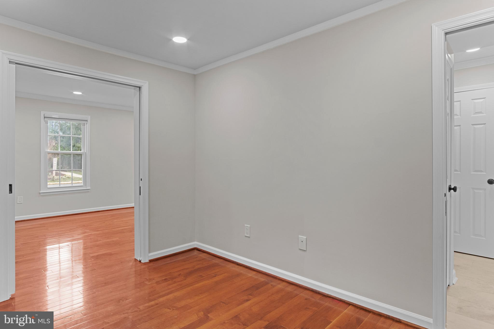 RESTON - Residential Lease