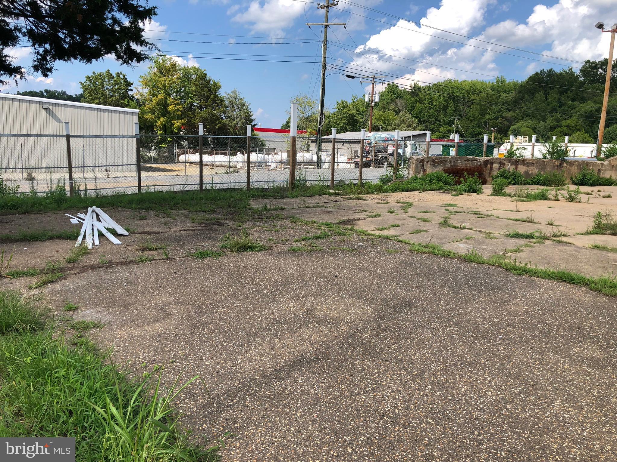 NONE AVAILABLE - Commercial Lease